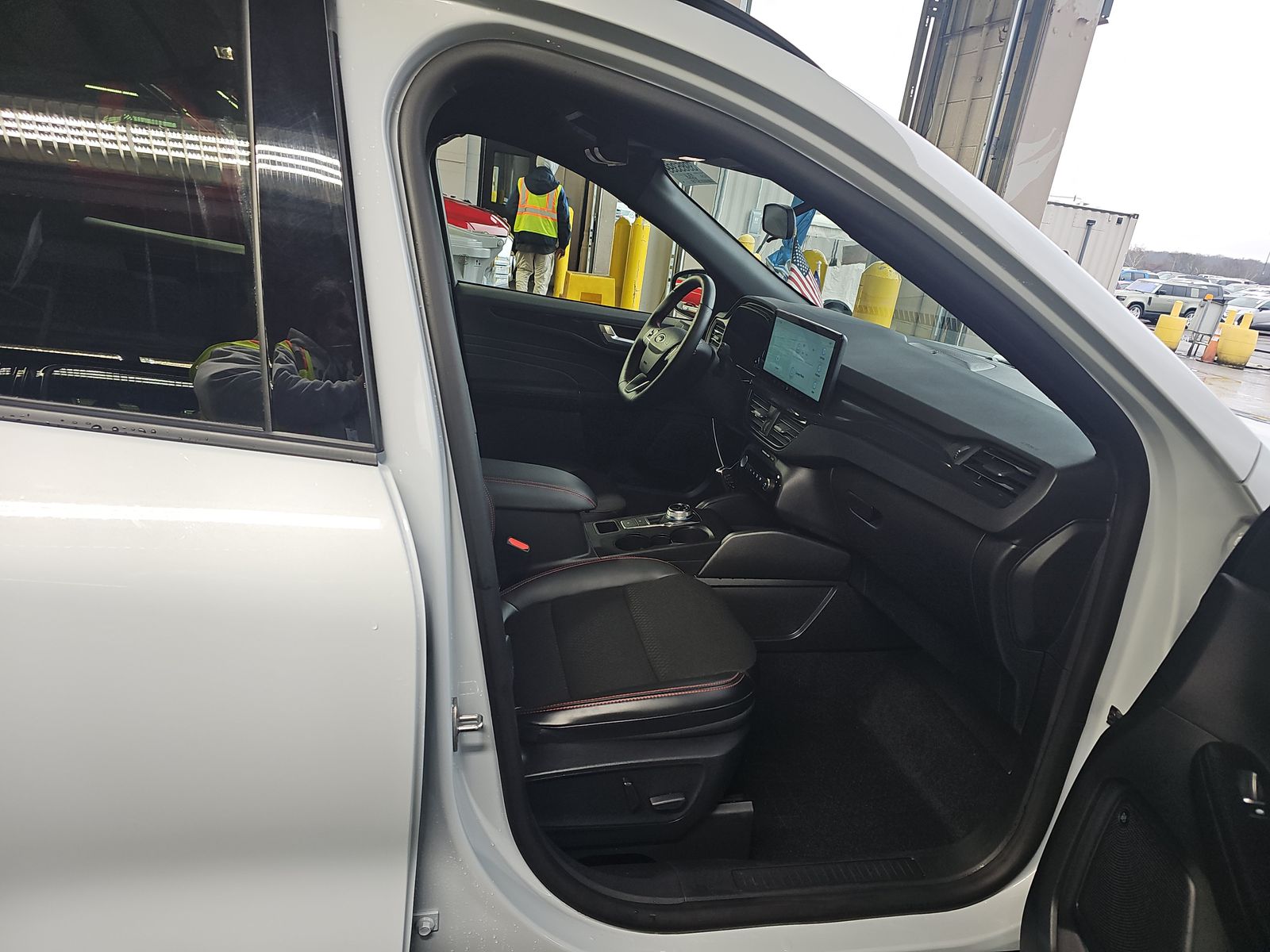 2025 Ford Escape ST-Line Select AWD