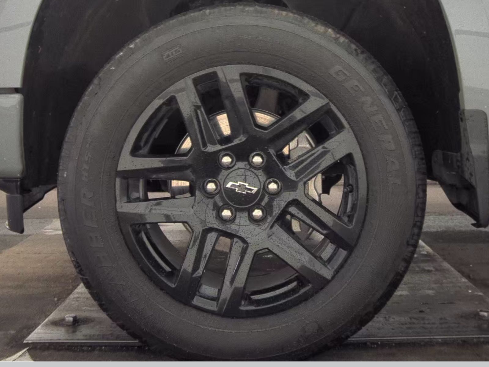 2024 Chevrolet Silverado 1500 Custom AWD