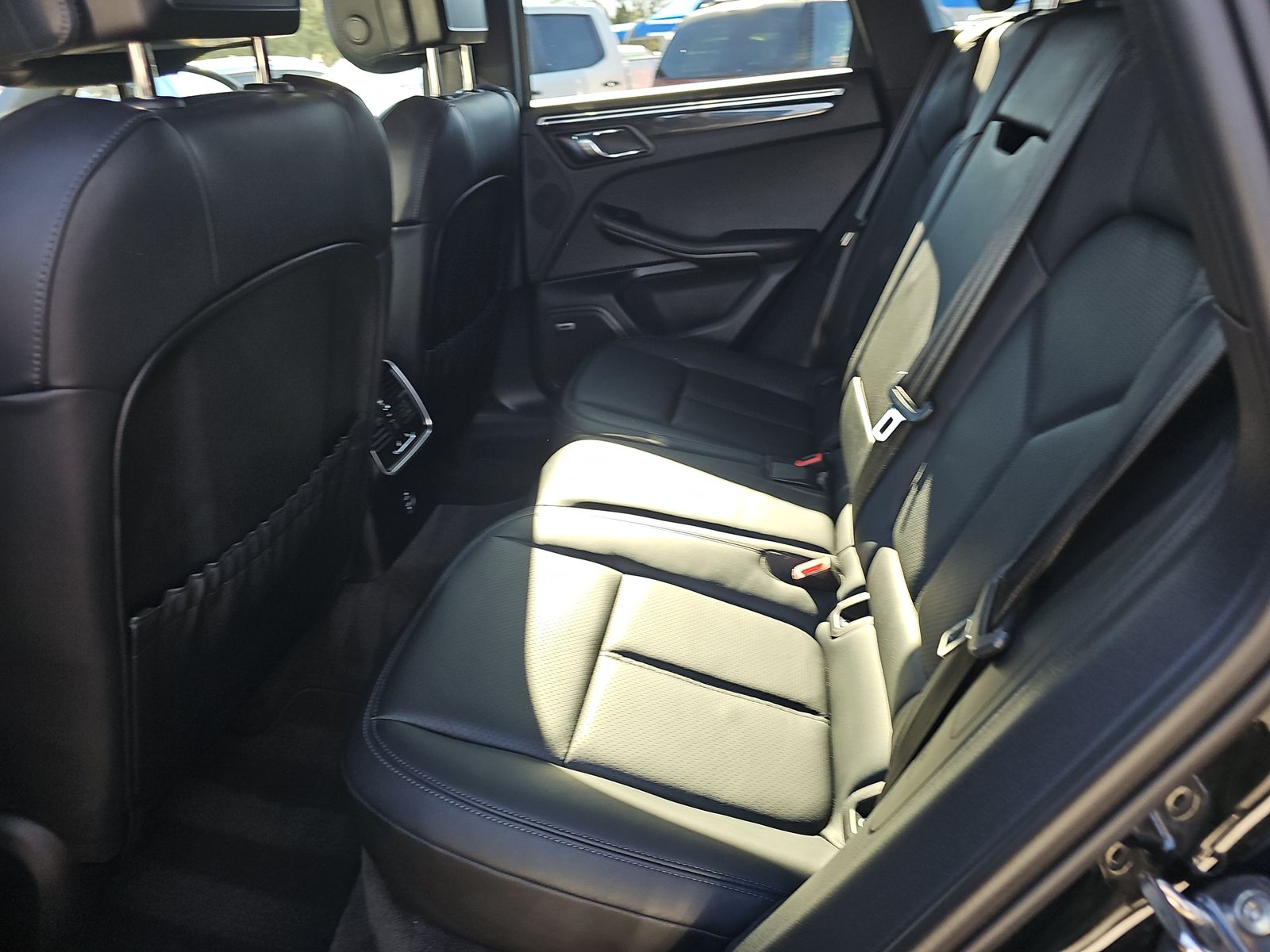 2024 Porsche Macan S AWD