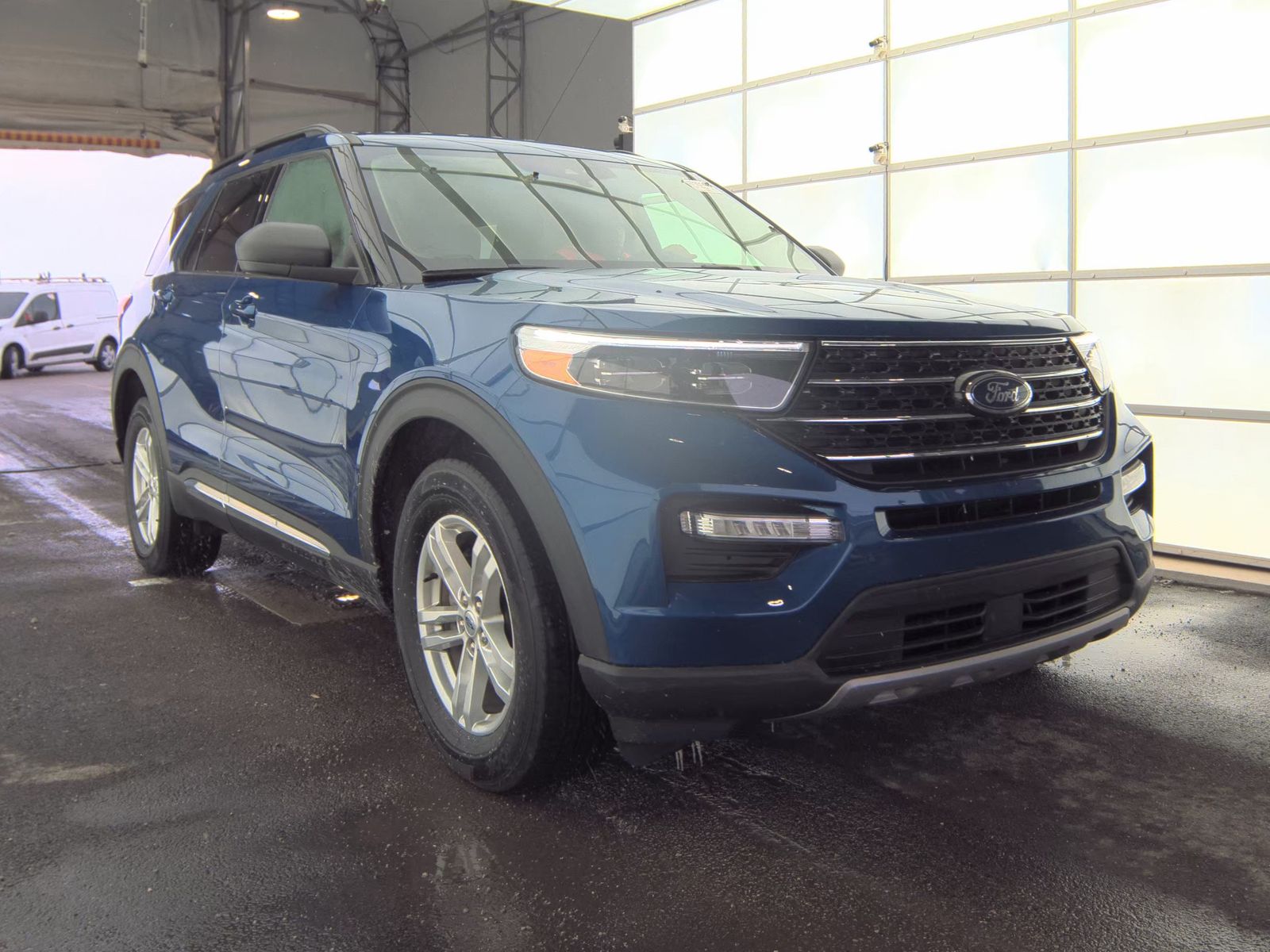 2023 Ford Explorer XLT AWD