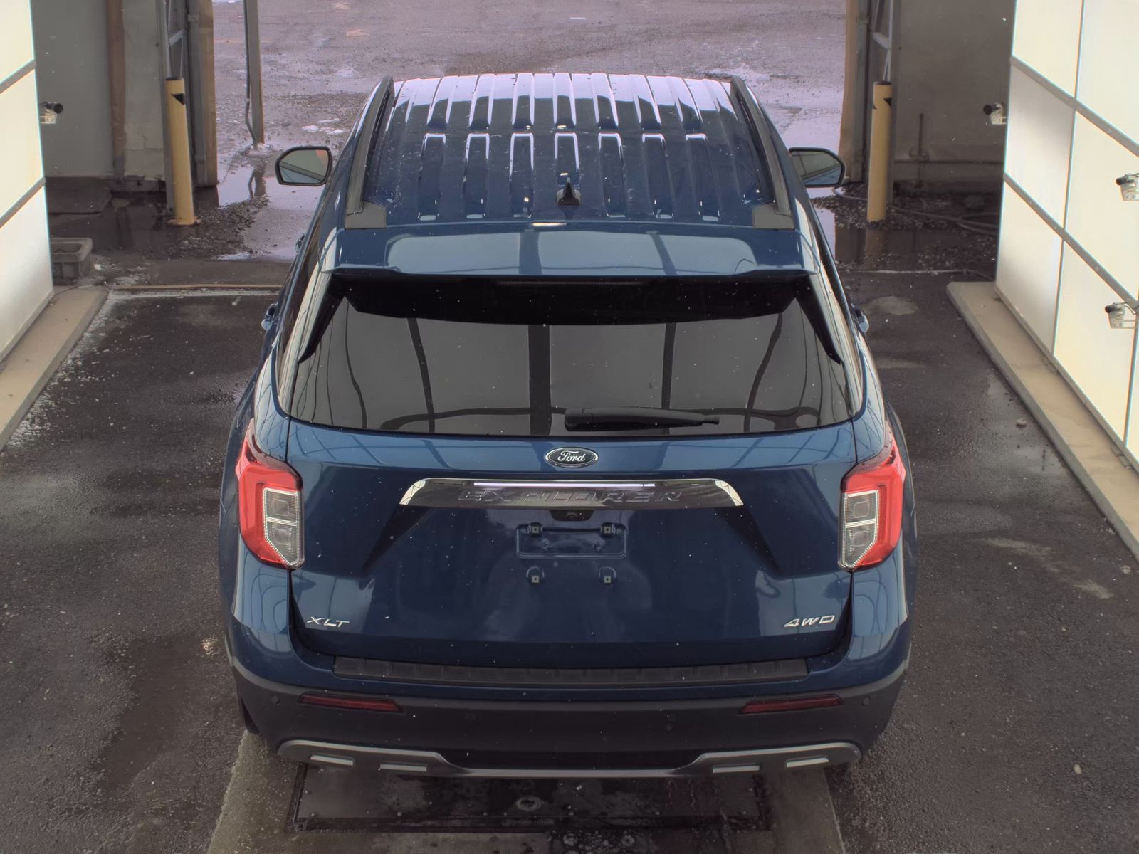 2023 Ford Explorer XLT AWD