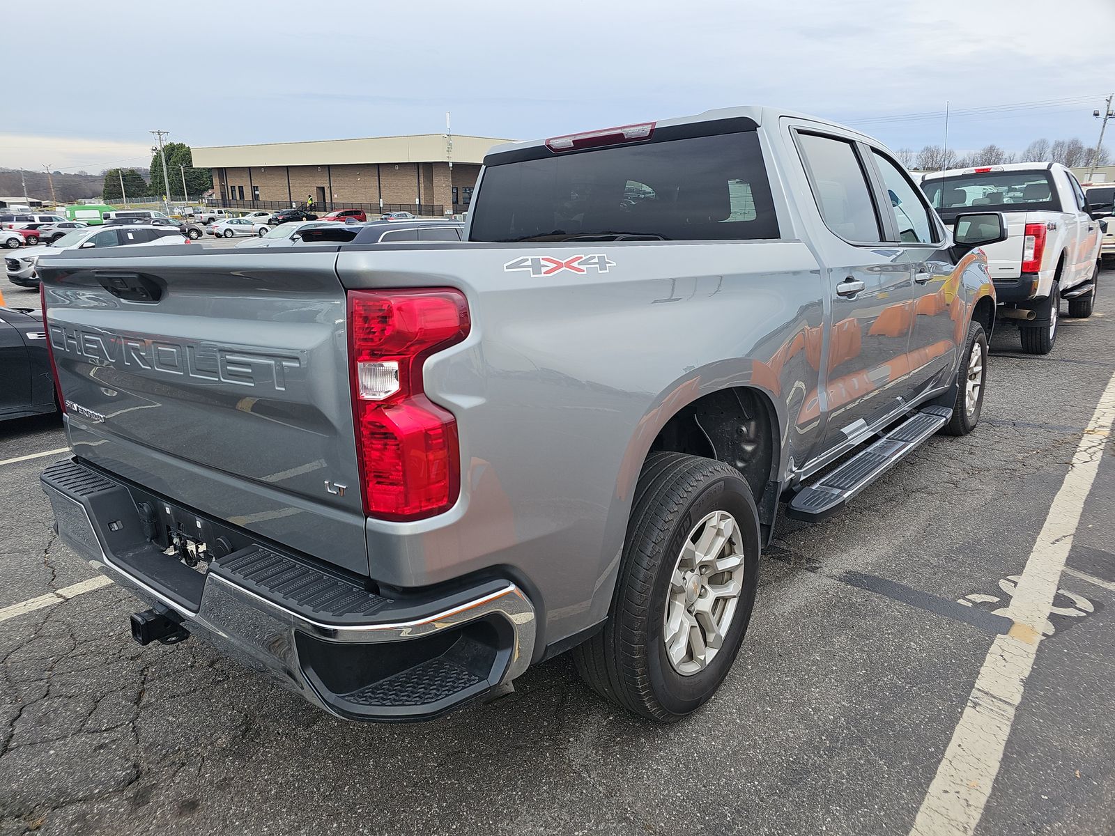 2023 Chevrolet Silverado 1500 LT AWD