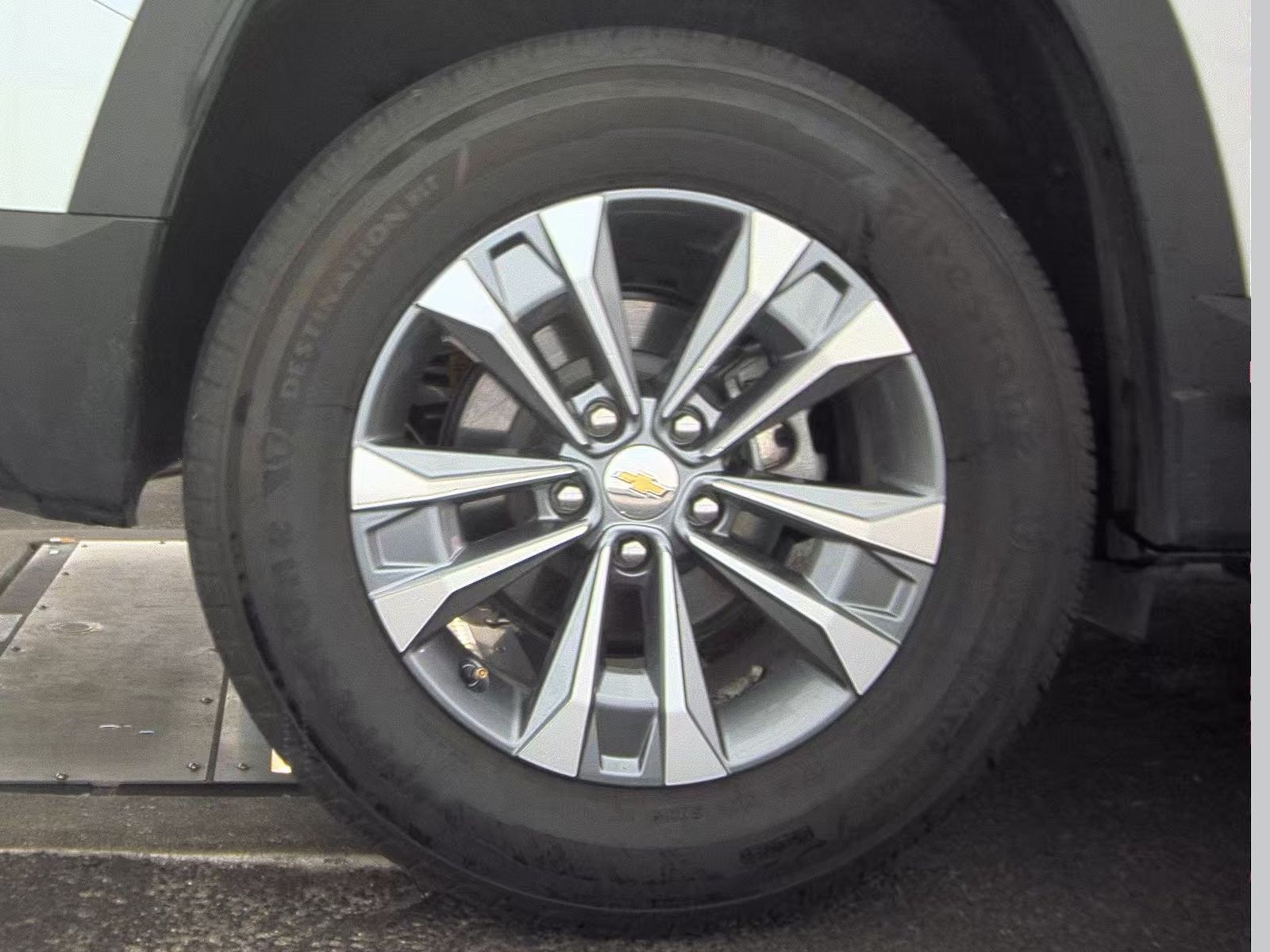 2025 Chevrolet Equinox LT FWD