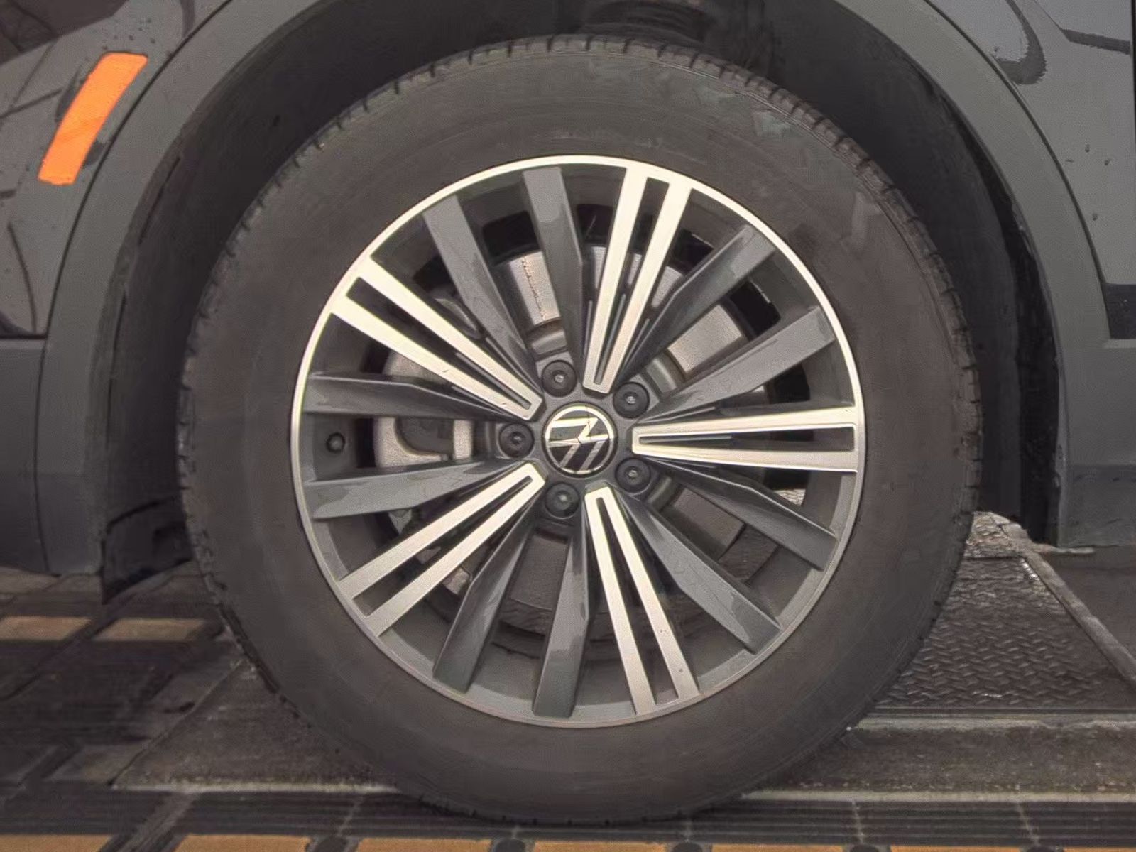 2024 Volkswagen Tiguan 2.0T Wolfsburg Edition FWD