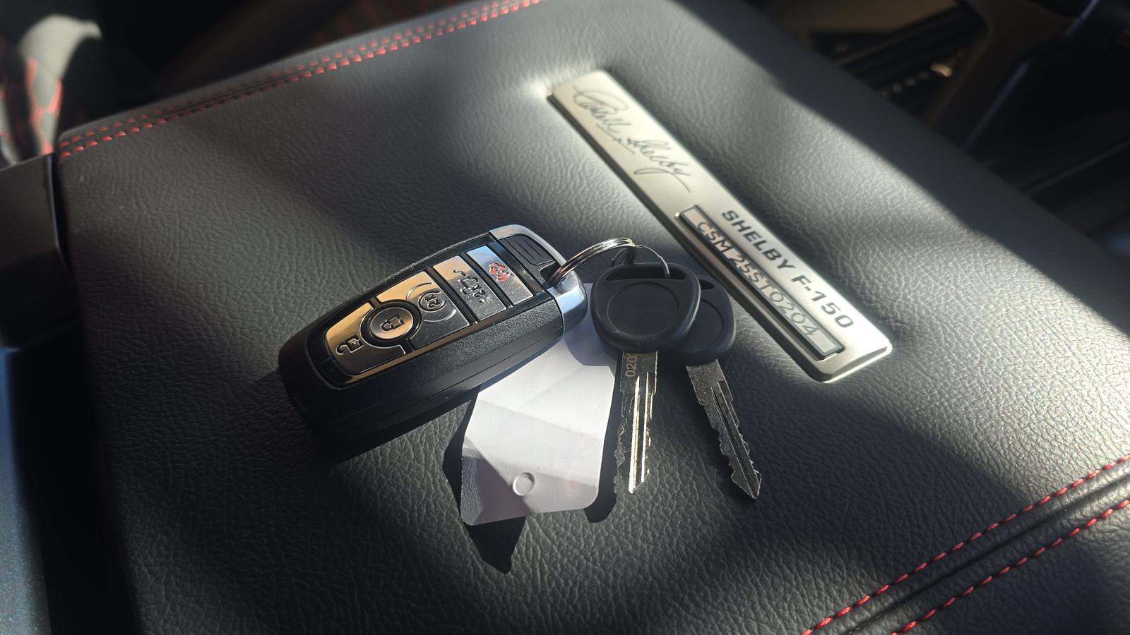 2025 Ford F-150 Lariat AWD