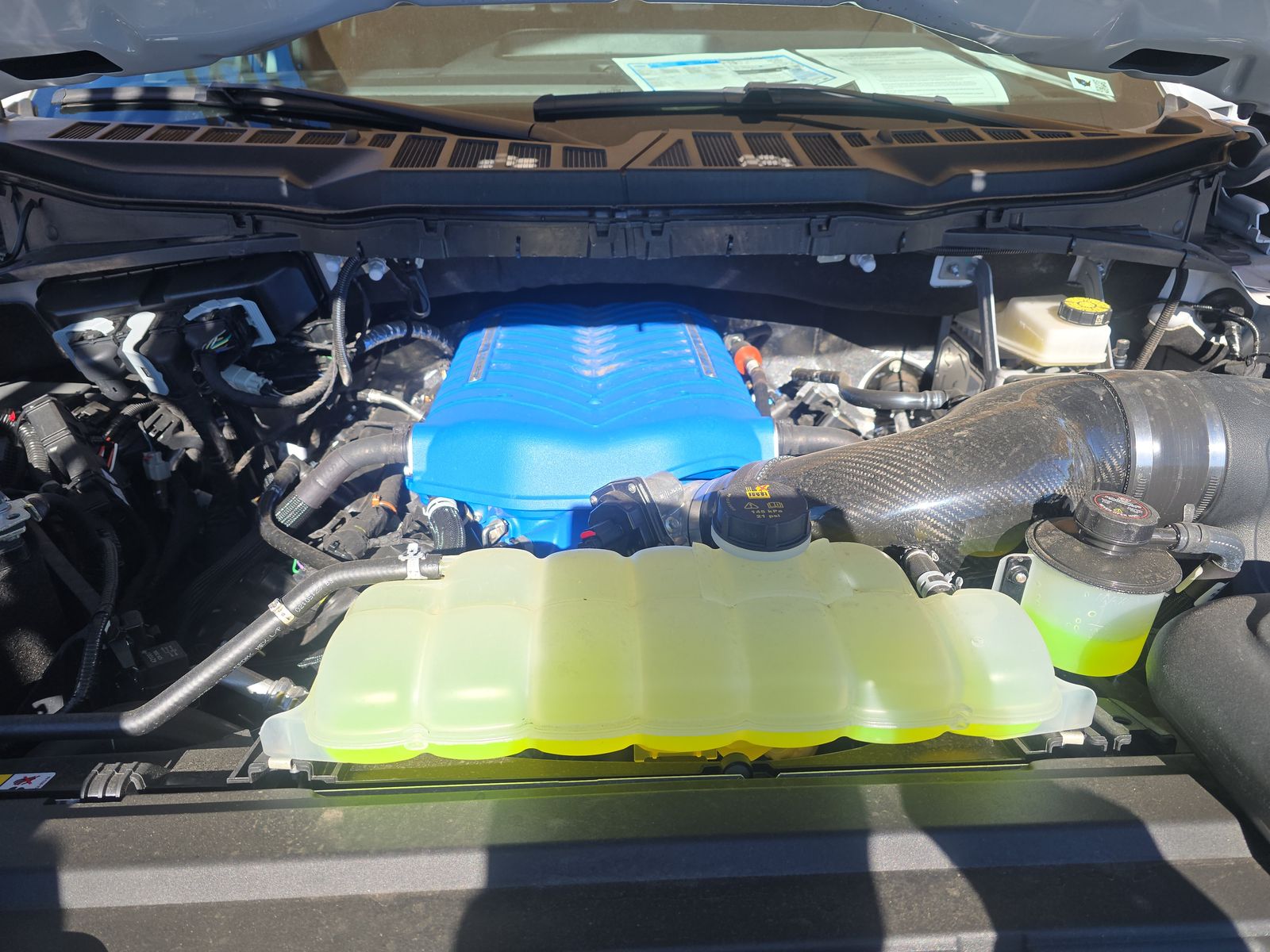 2025 Ford F-150 Lariat AWD