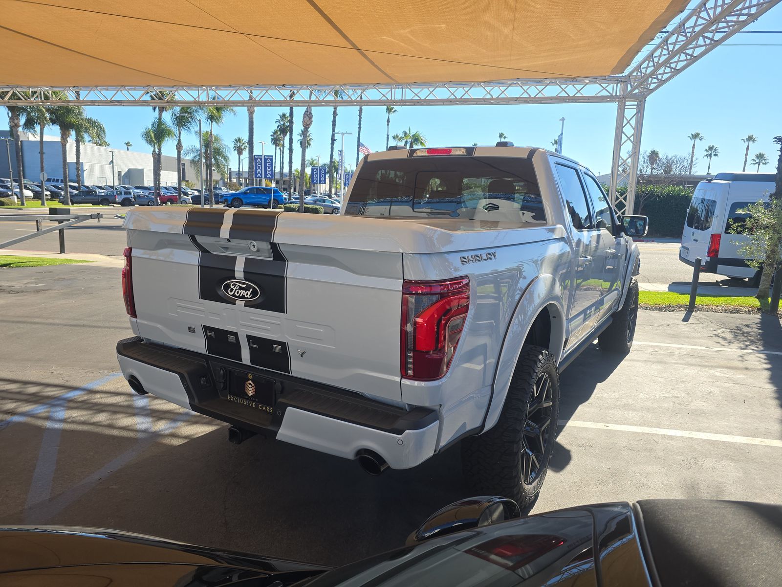 2025 Ford F-150 Lariat AWD