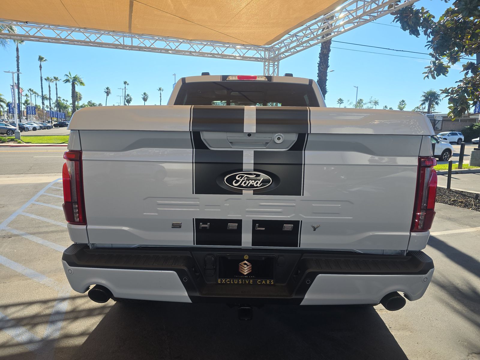 2025 Ford F-150 Lariat AWD