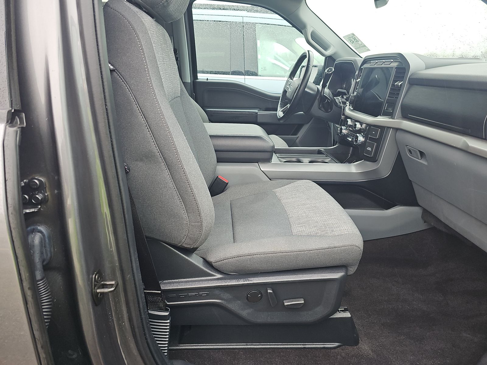 2022 Ford F-150 XLT AWD