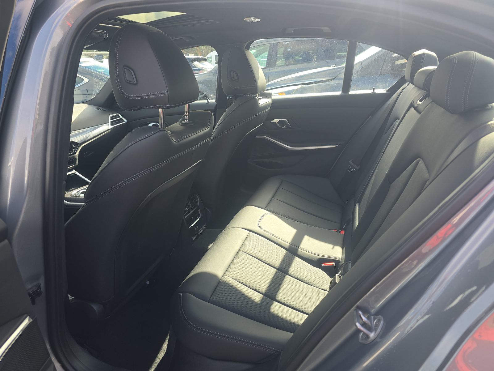 2025 BMW 3 Series 330i xDrive AWD