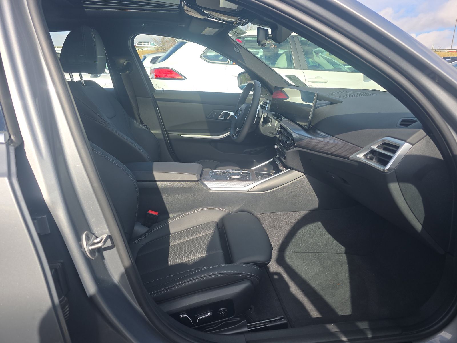 2025 BMW 3 Series 330i xDrive AWD