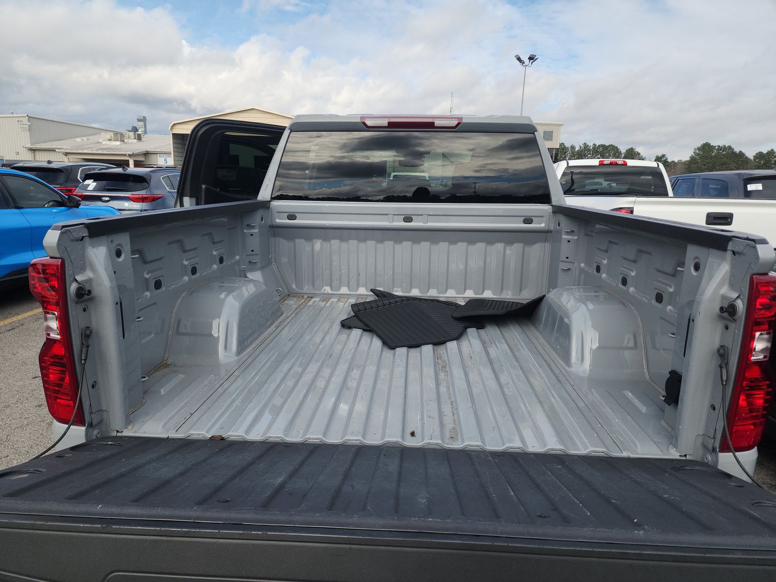 2024 Chevrolet Silverado 1500 Custom AWD