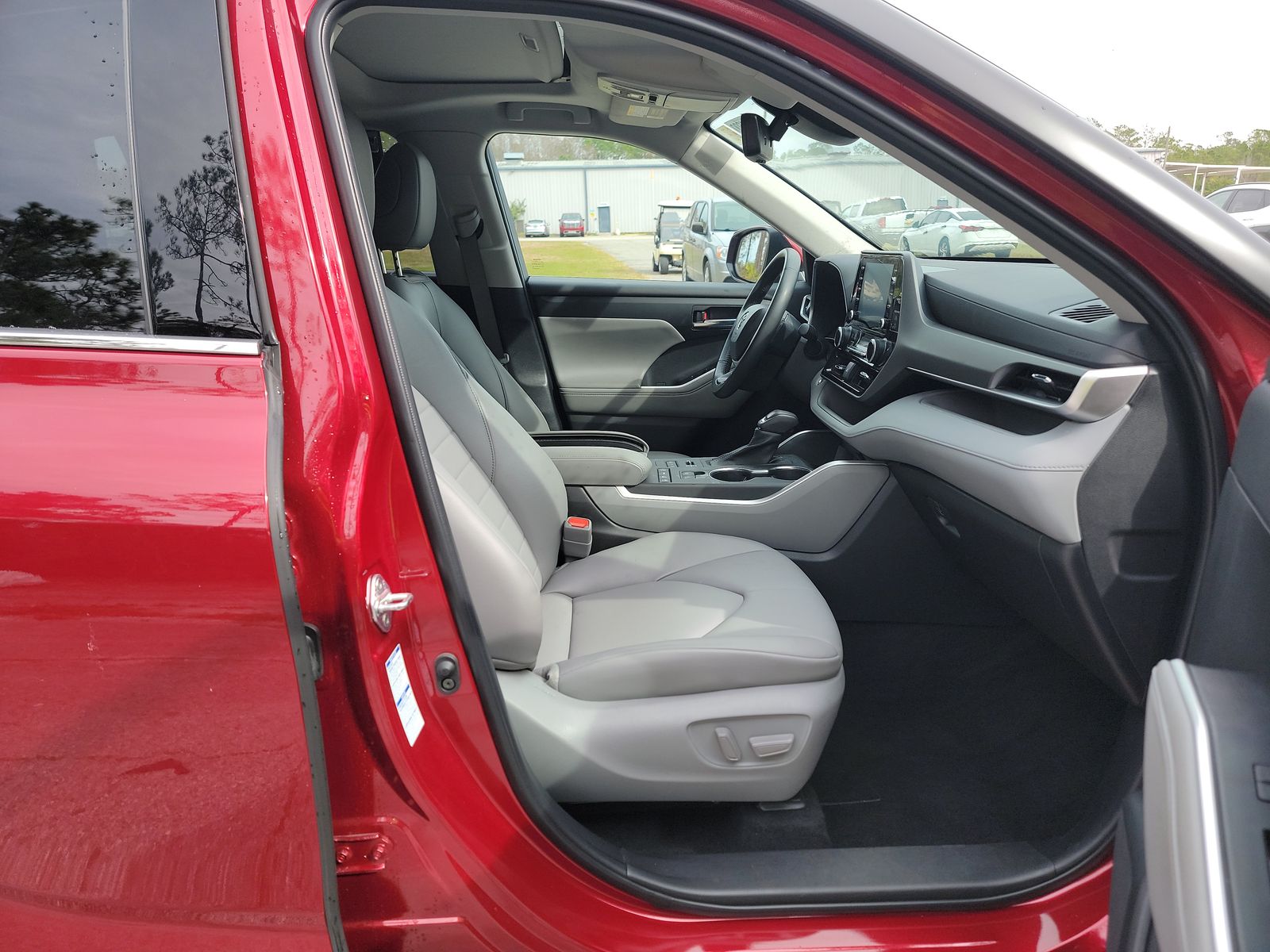 2022 Toyota Highlander XLE AWD