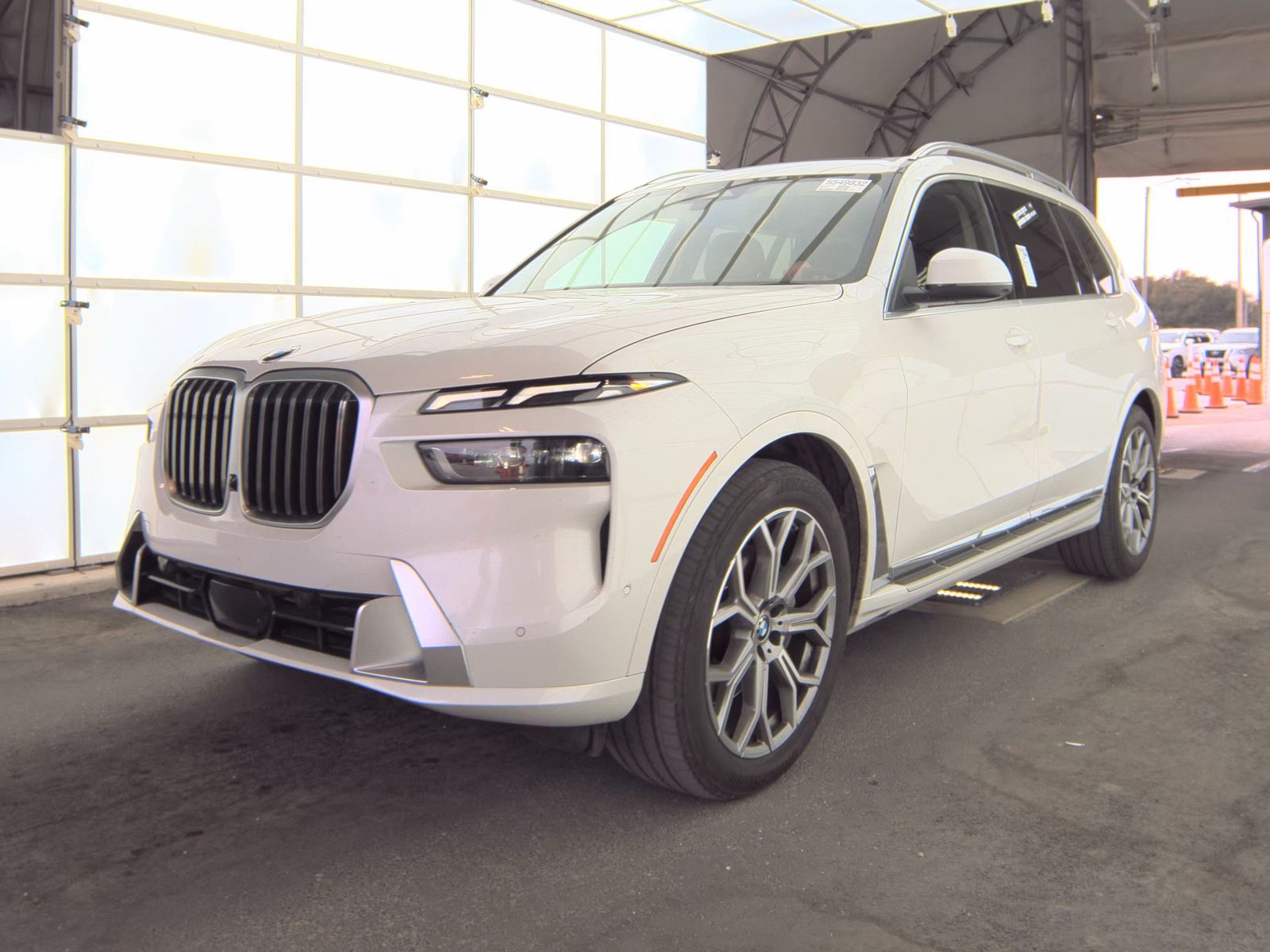 2025 BMW X7 xDrive40i