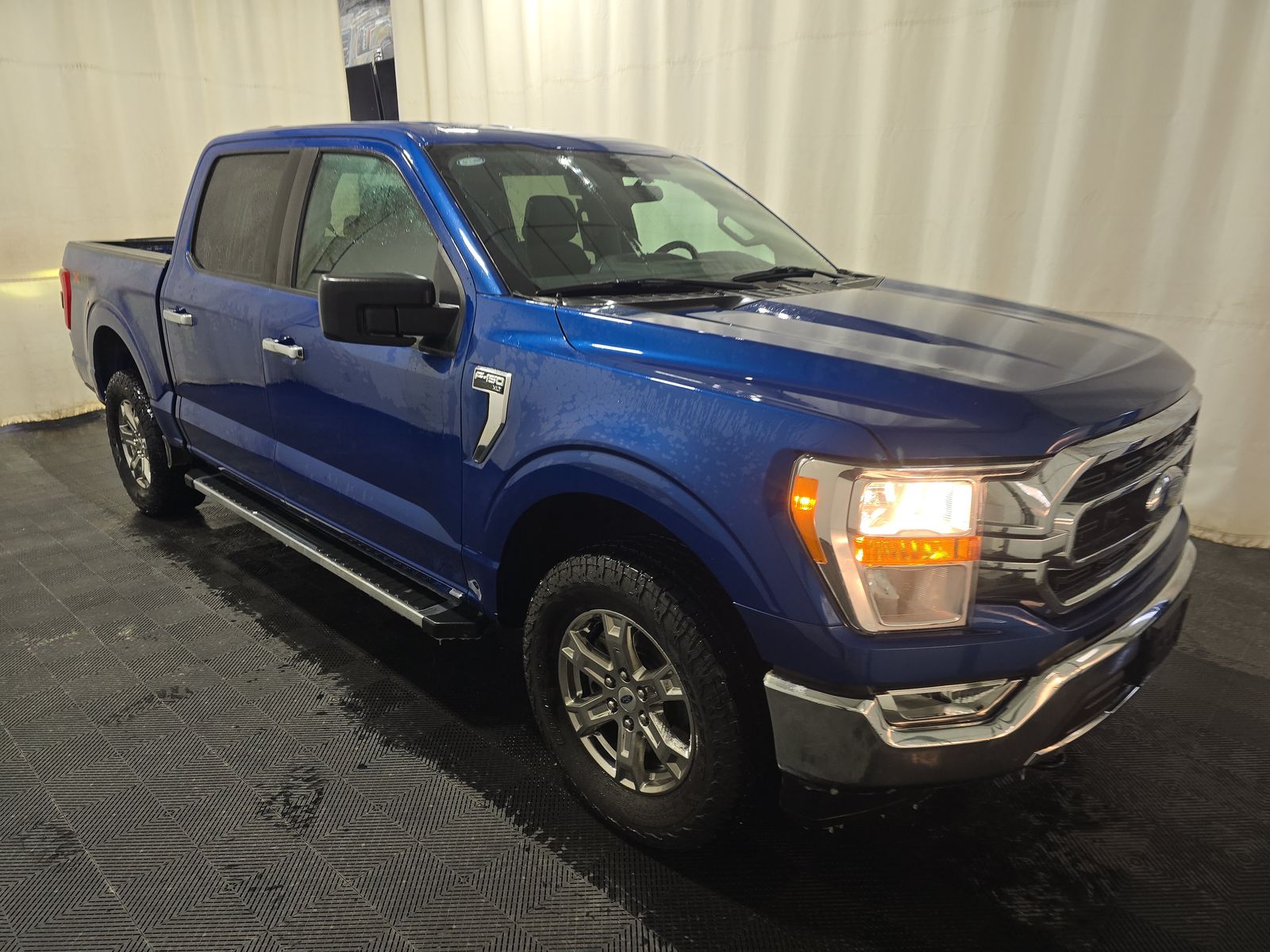 2023 Ford F-150 XLT AWD
