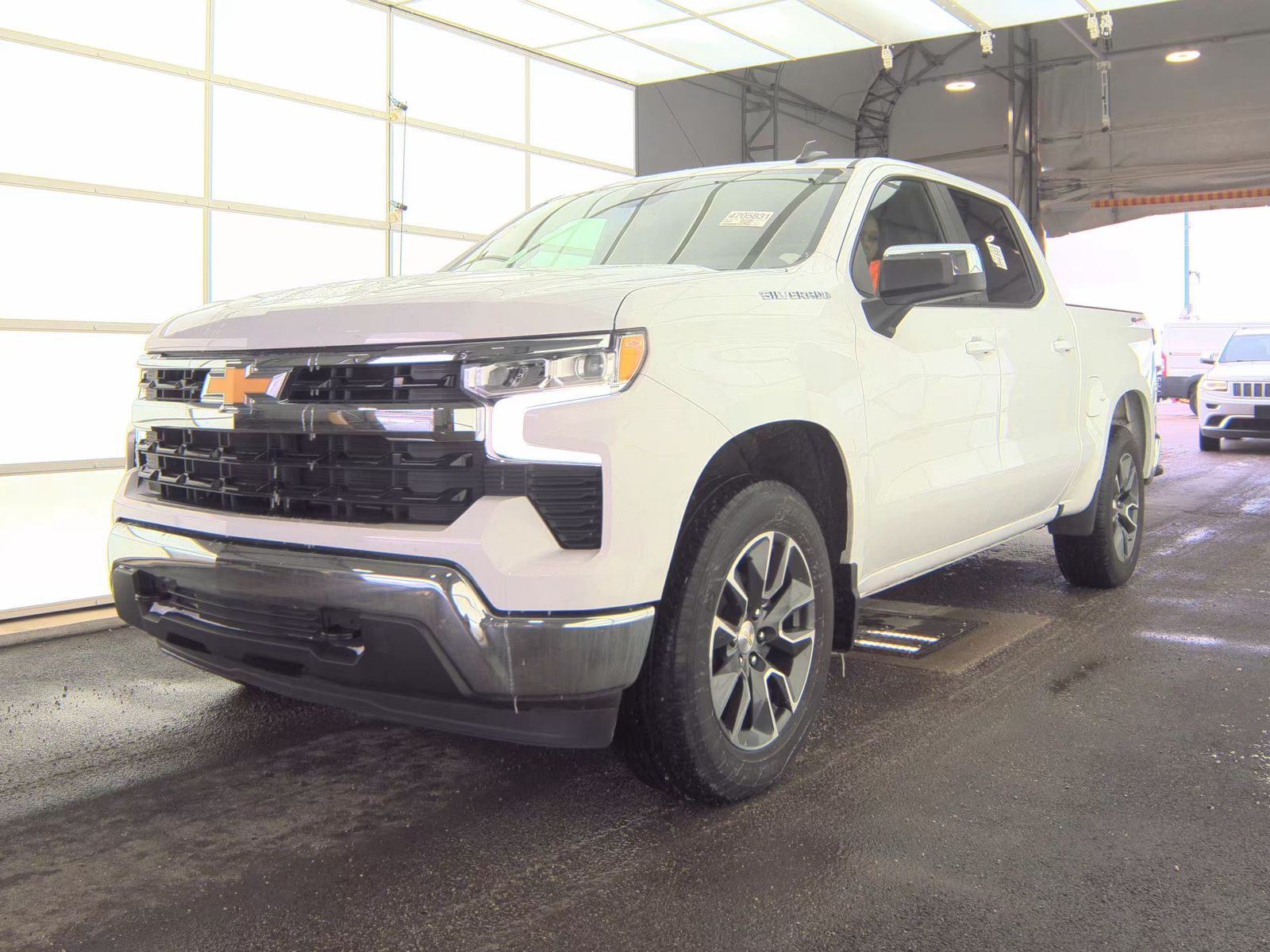 2023 Chevrolet Silverado 1500 LT AWD