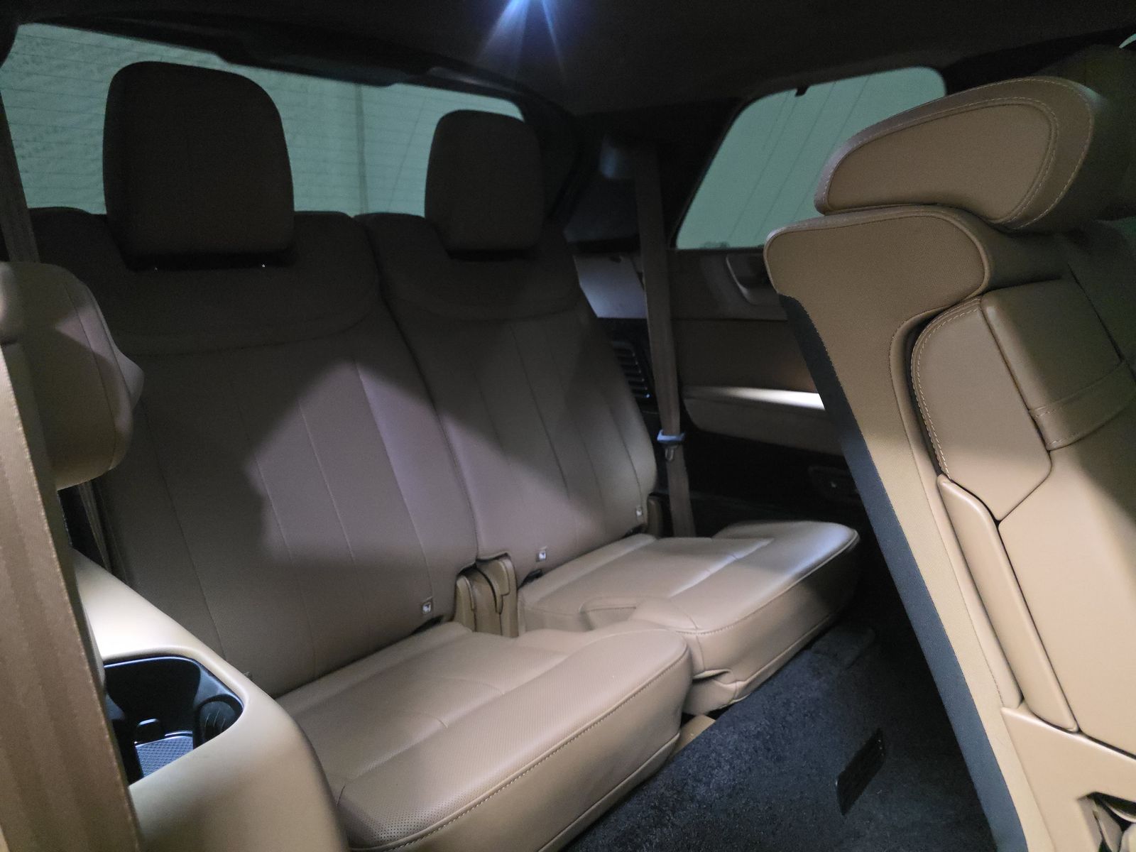 2025 Land Rover Range Rover SE LWB AWD