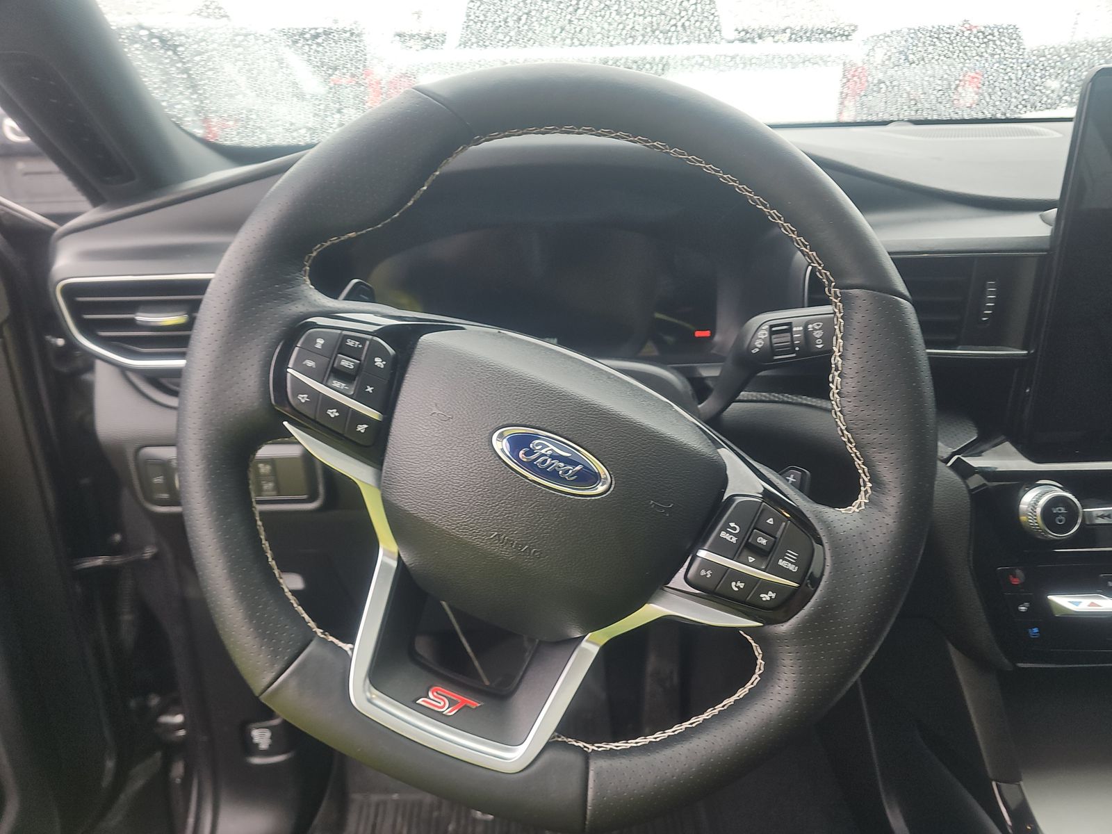 2022 Ford Explorer ST AWD