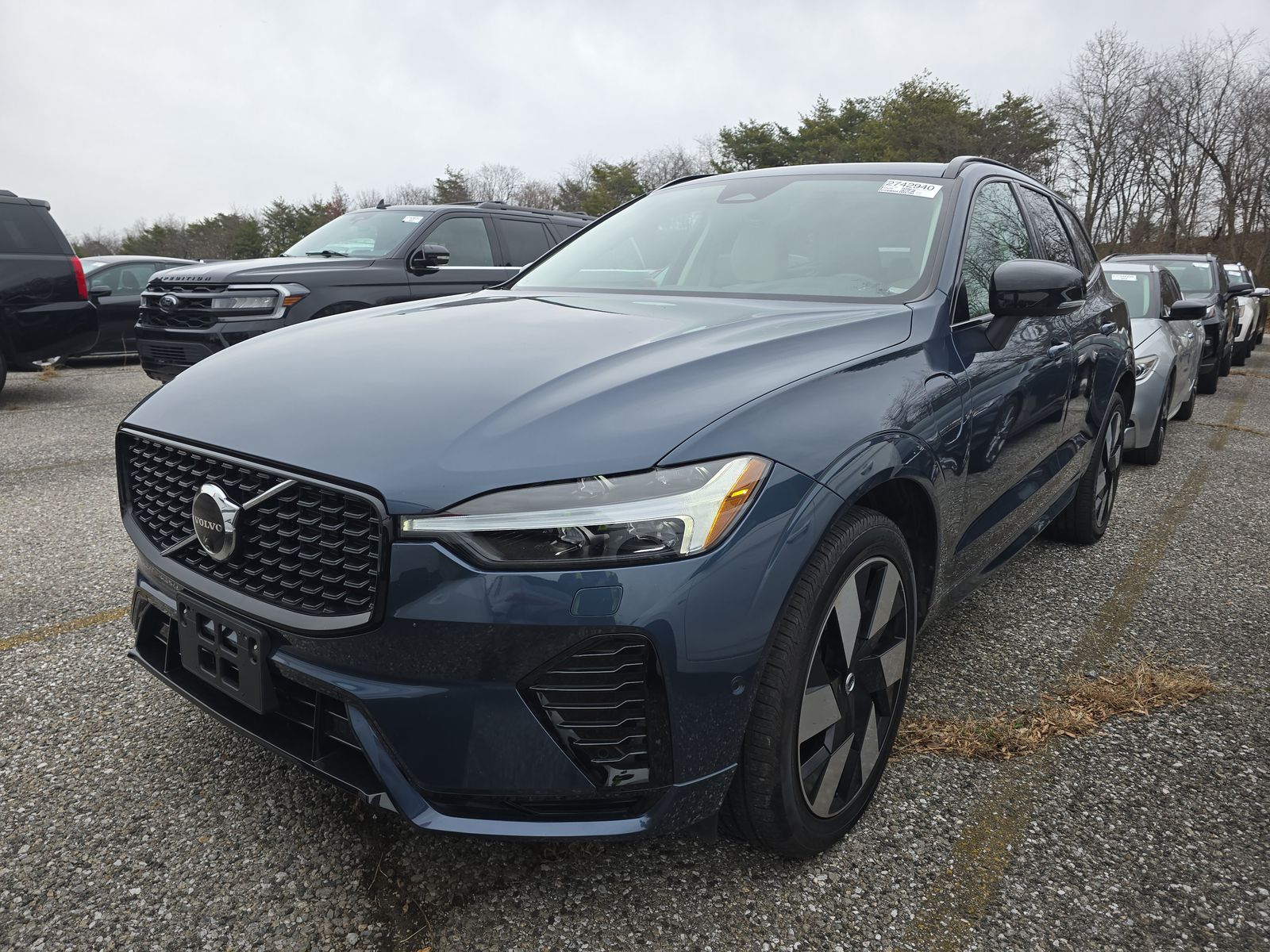 2024 Volvo XC60 Recharge T8 Plus AWD