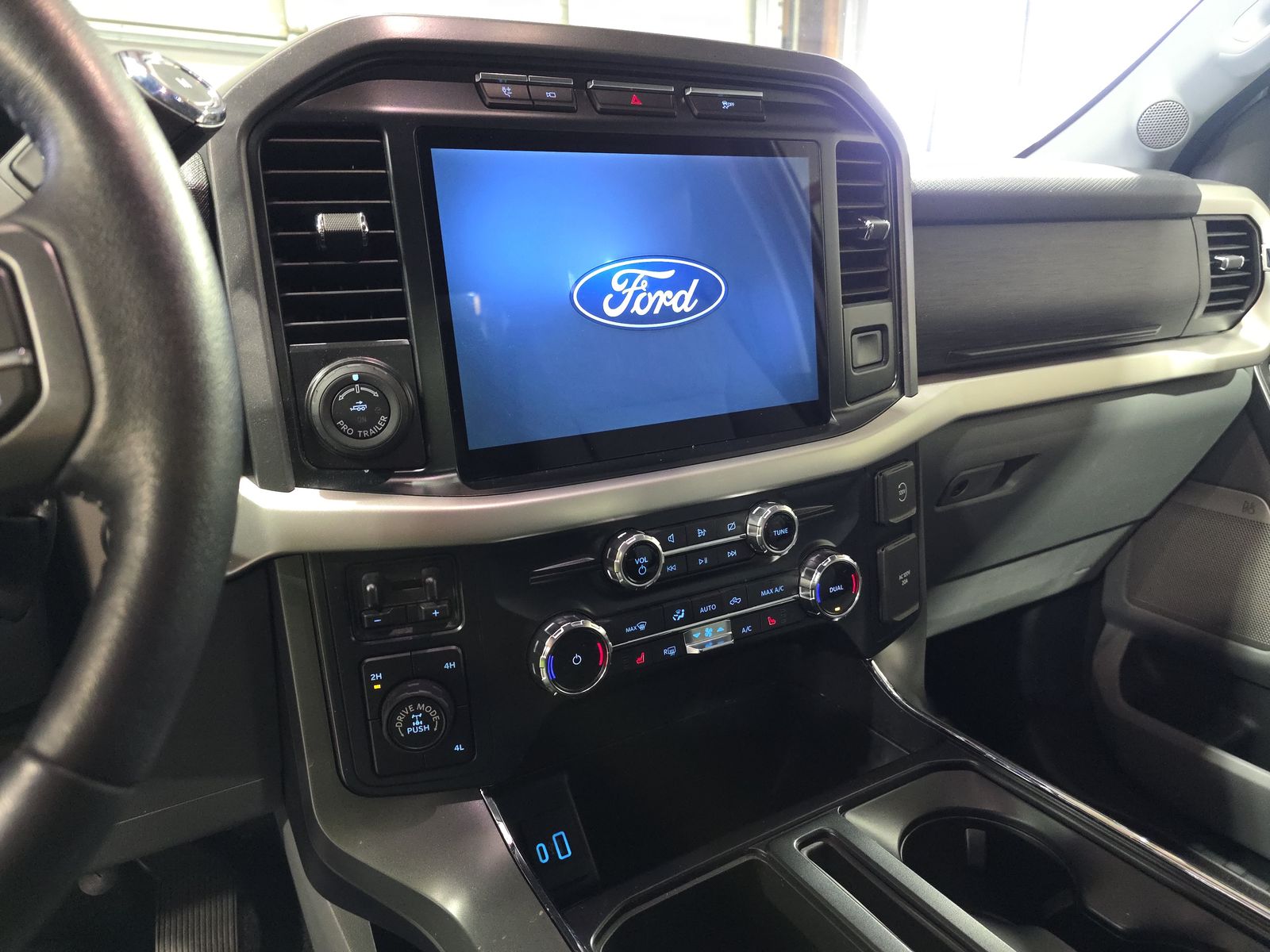 2022 Ford F-150 Hybrid XLT AWD