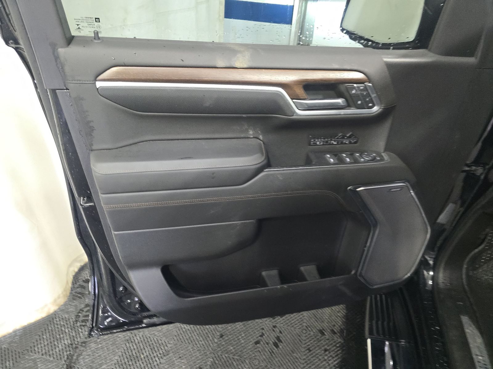 2022 Chevrolet Silverado 1500 High Country AWD