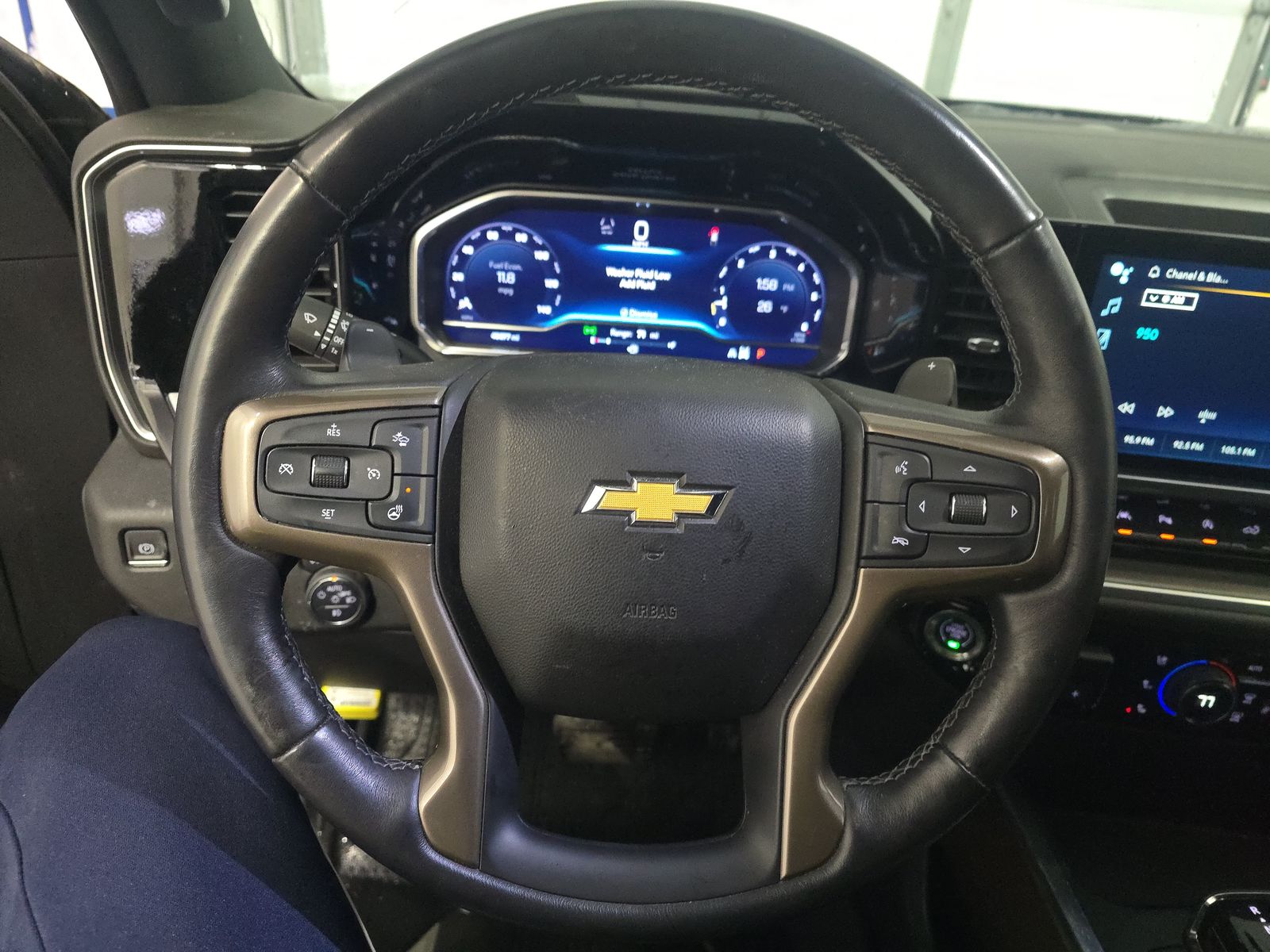 2022 Chevrolet Silverado 1500 High Country AWD