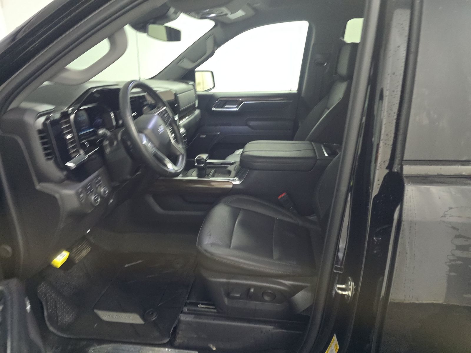 2024 Chevrolet Silverado 1500 RST AWD