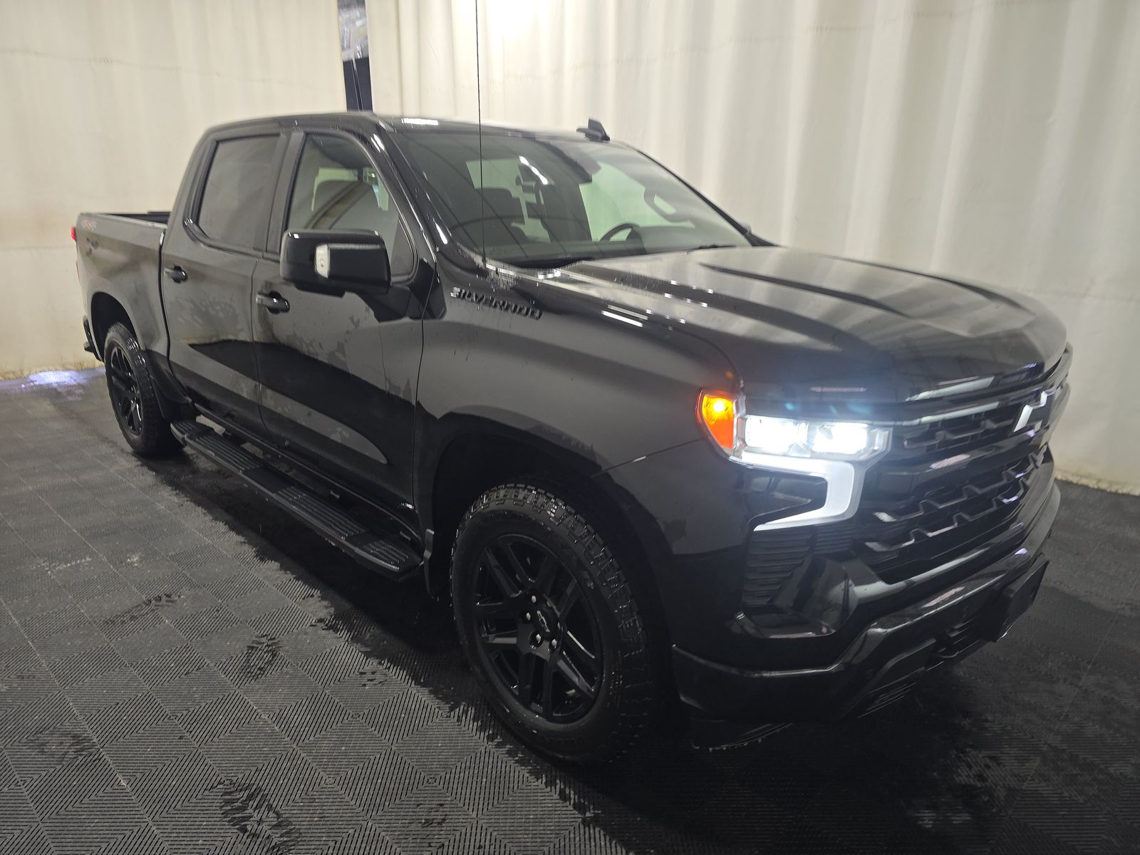 2024 Chevrolet Silverado 1500 RST AWD