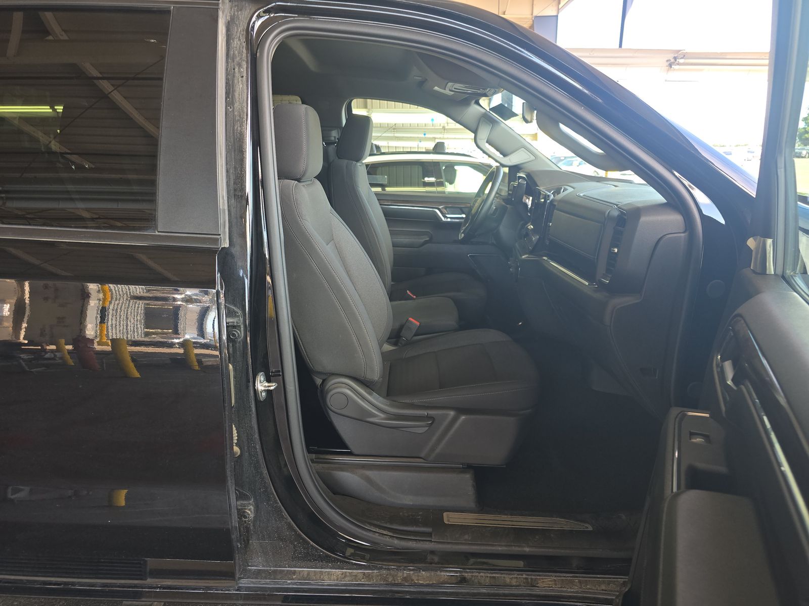 2024 Chevrolet Silverado 1500 LT AWD