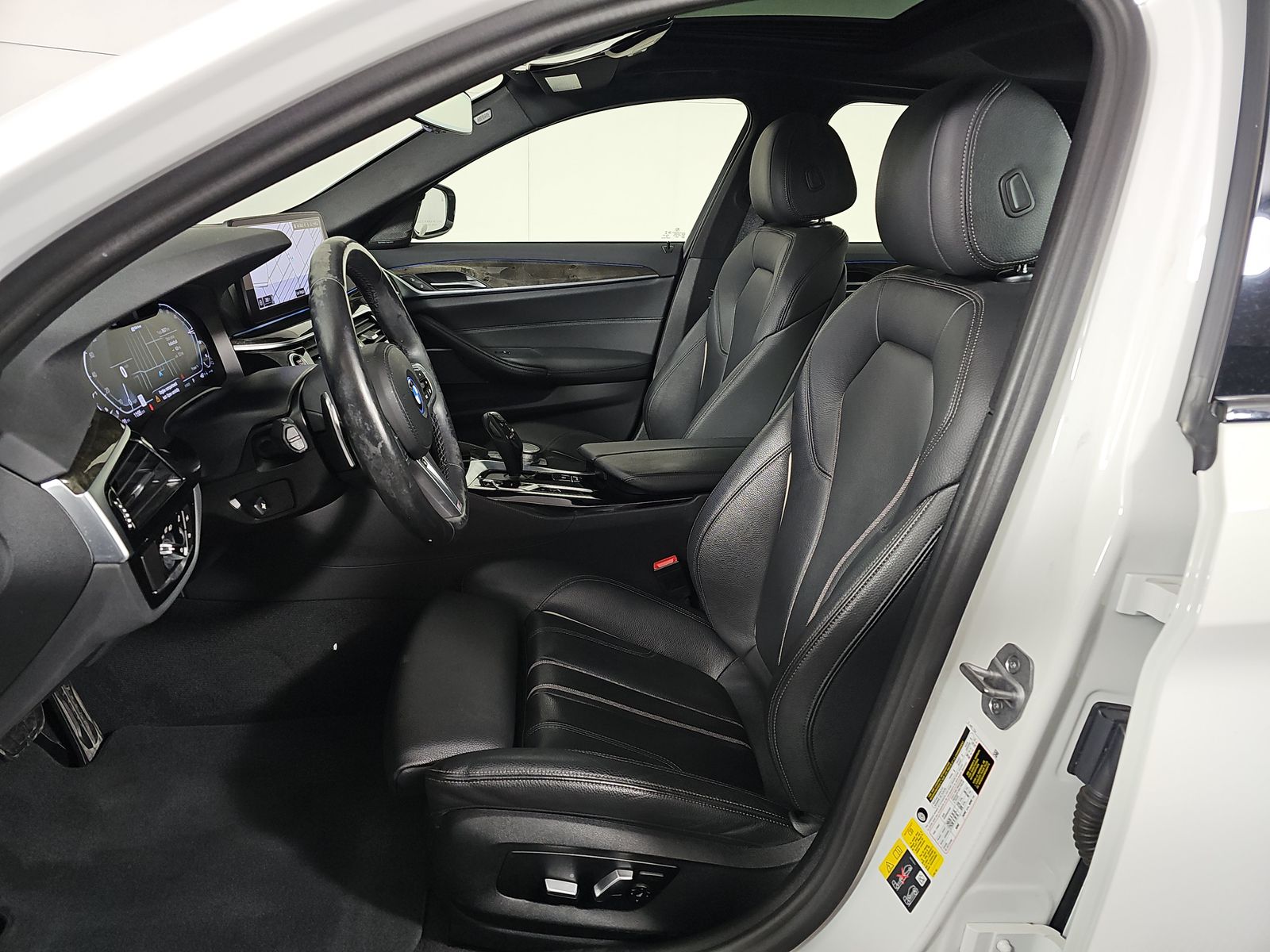 2023 BMW 5 Series 530e xDrive AWD