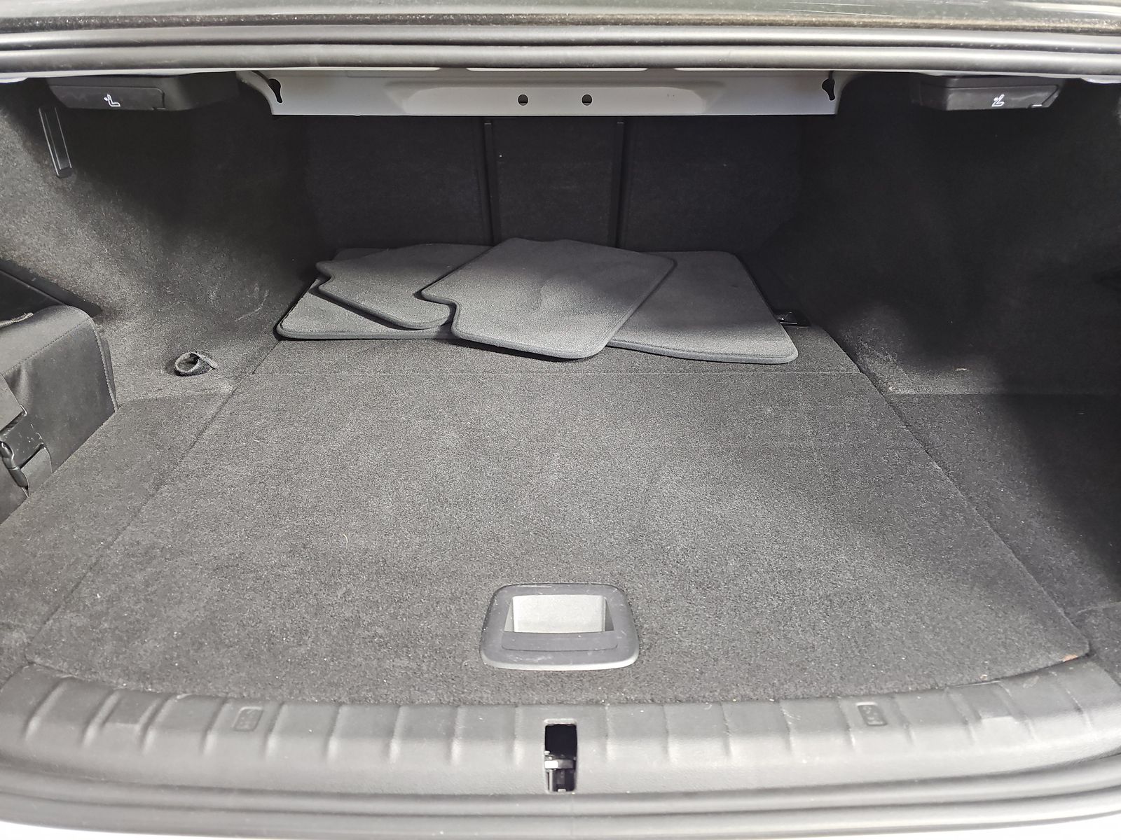 2023 BMW 5 Series 530e xDrive AWD