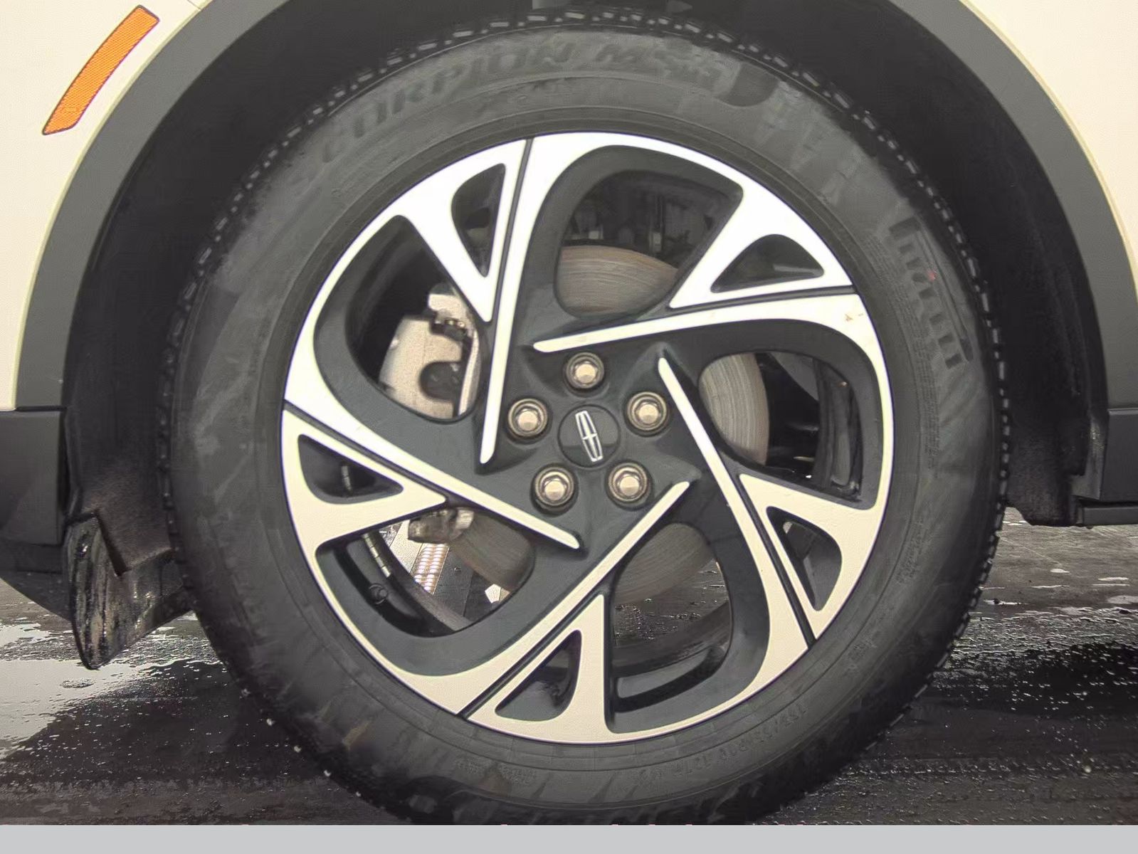 2025 Lincoln Nautilus Premiere AWD