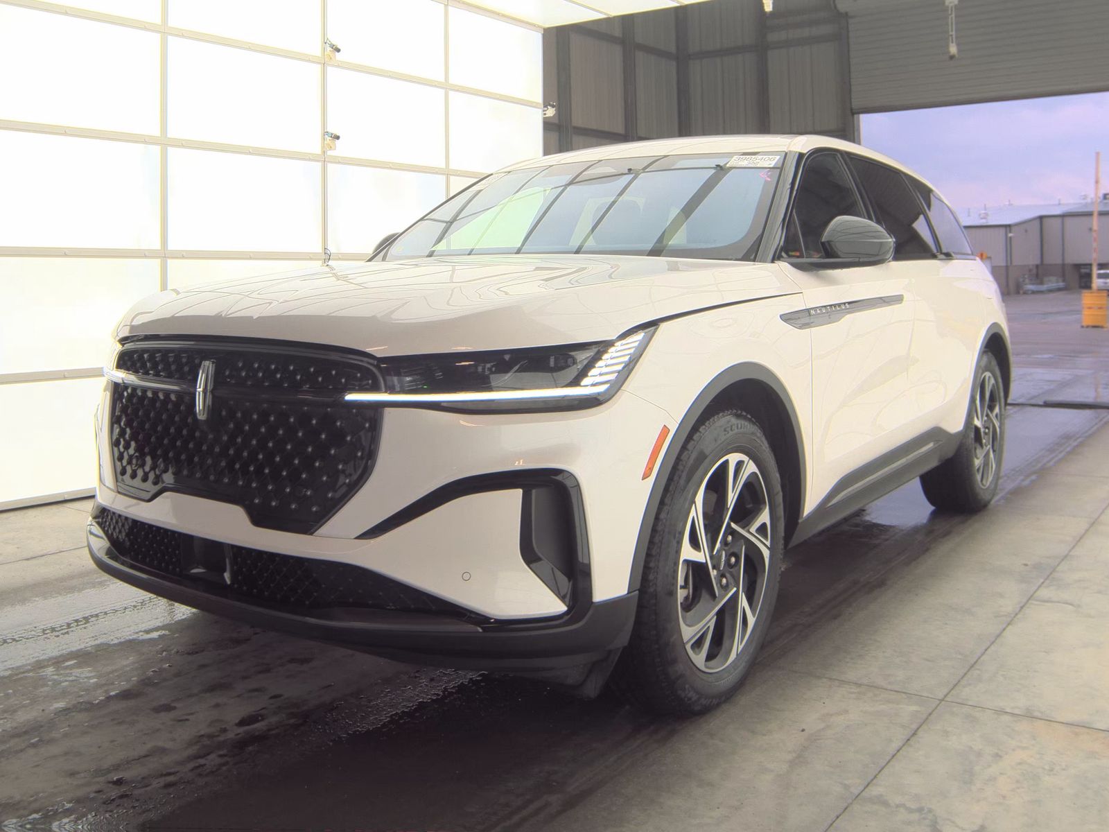 2025 Lincoln Nautilus Premiere AWD