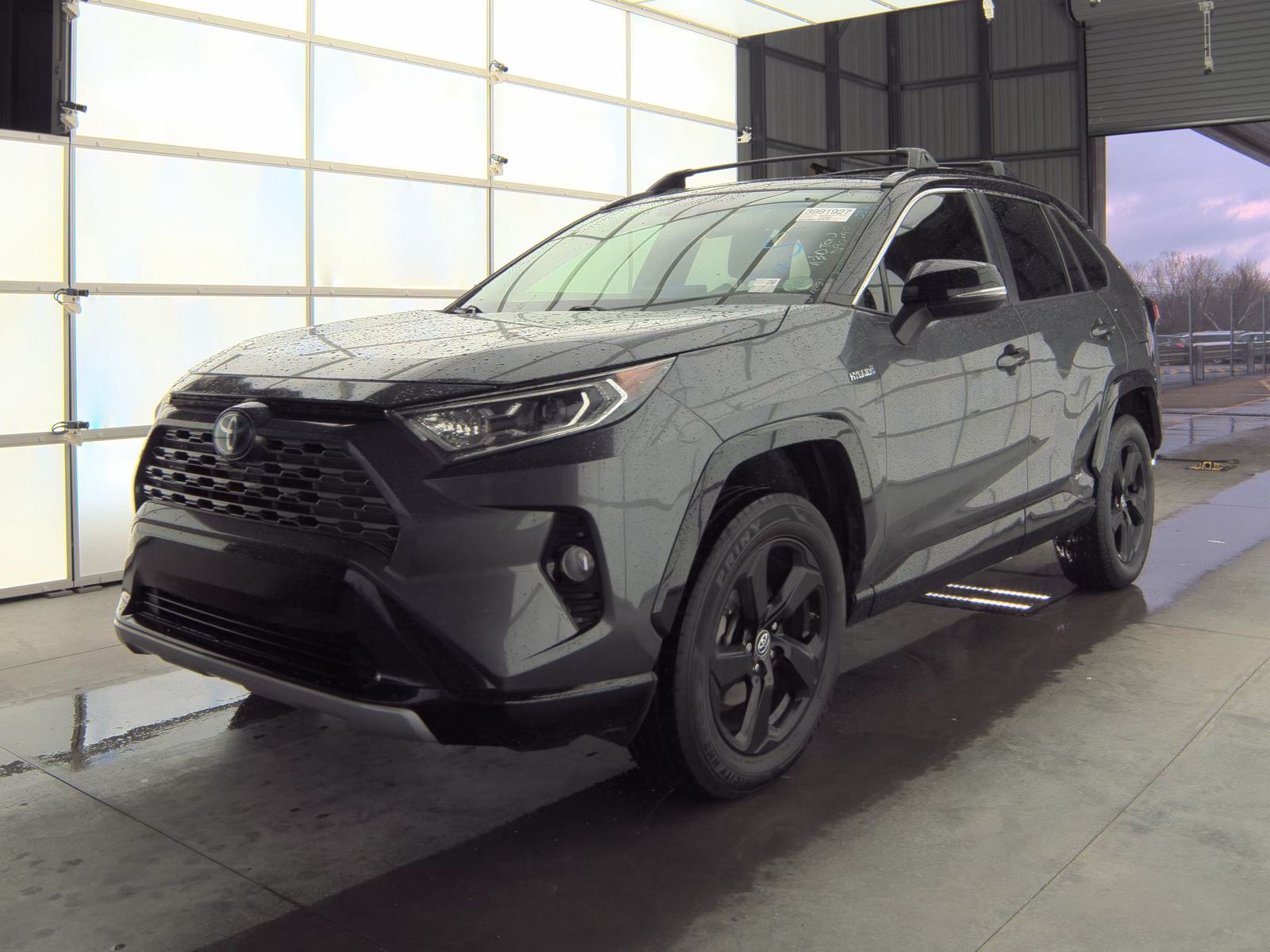 2019 Toyota RAV4 Hybrid XSE AWD