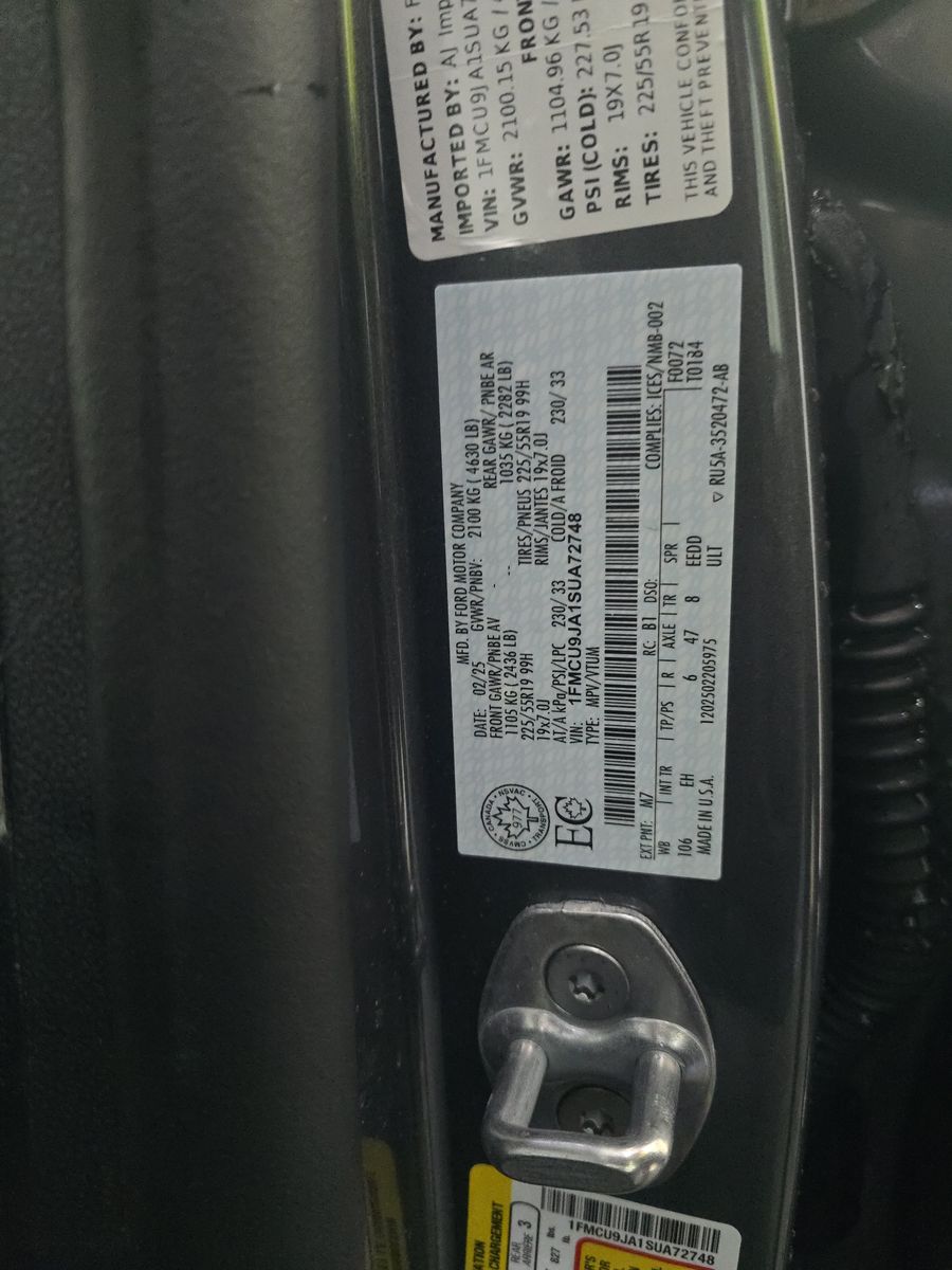 2025 Ford Escape Platinum AWD