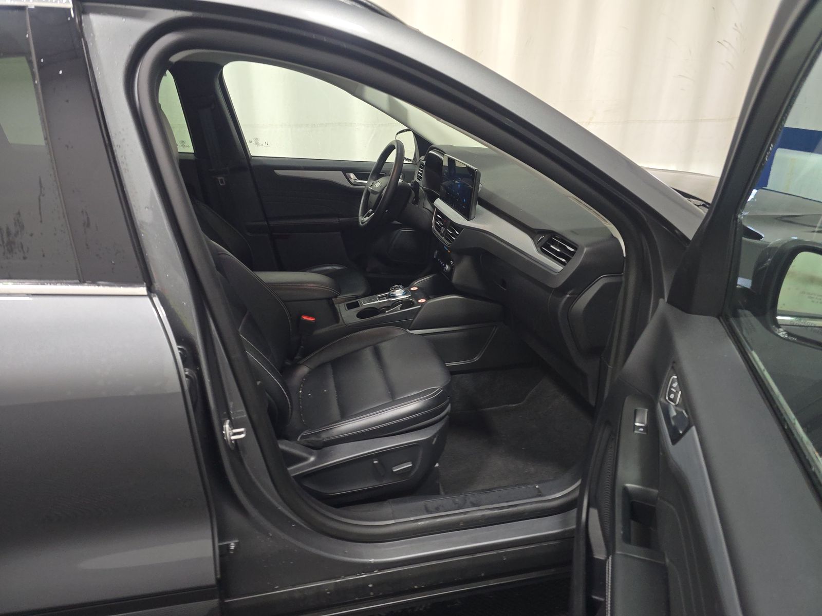 2025 Ford Escape Platinum AWD