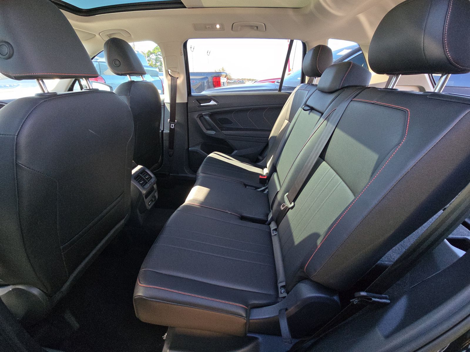 2024 Volkswagen Tiguan 2.0T Wolfsburg Edition FWD