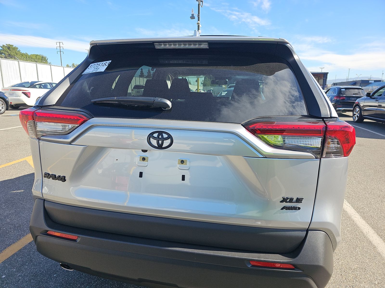 2025 Toyota RAV4 XLE AWD