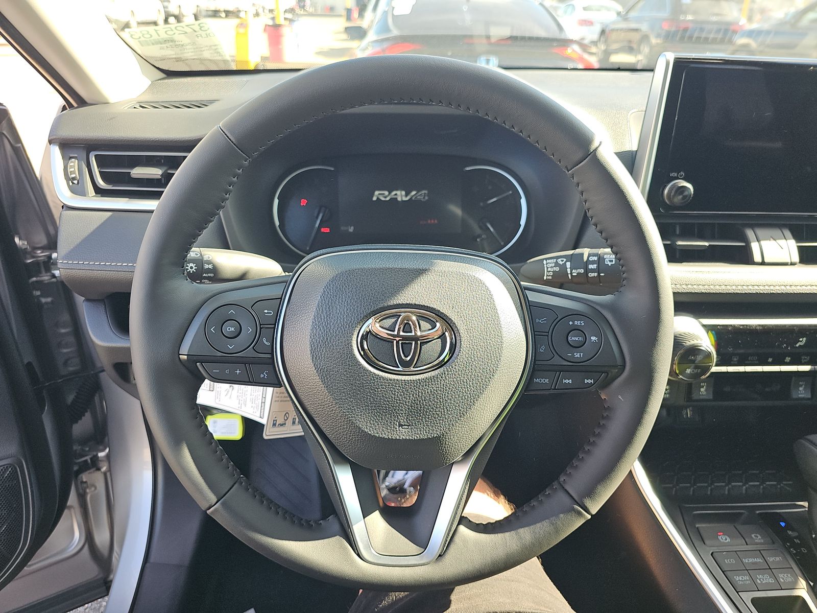 2025 Toyota RAV4 XLE AWD