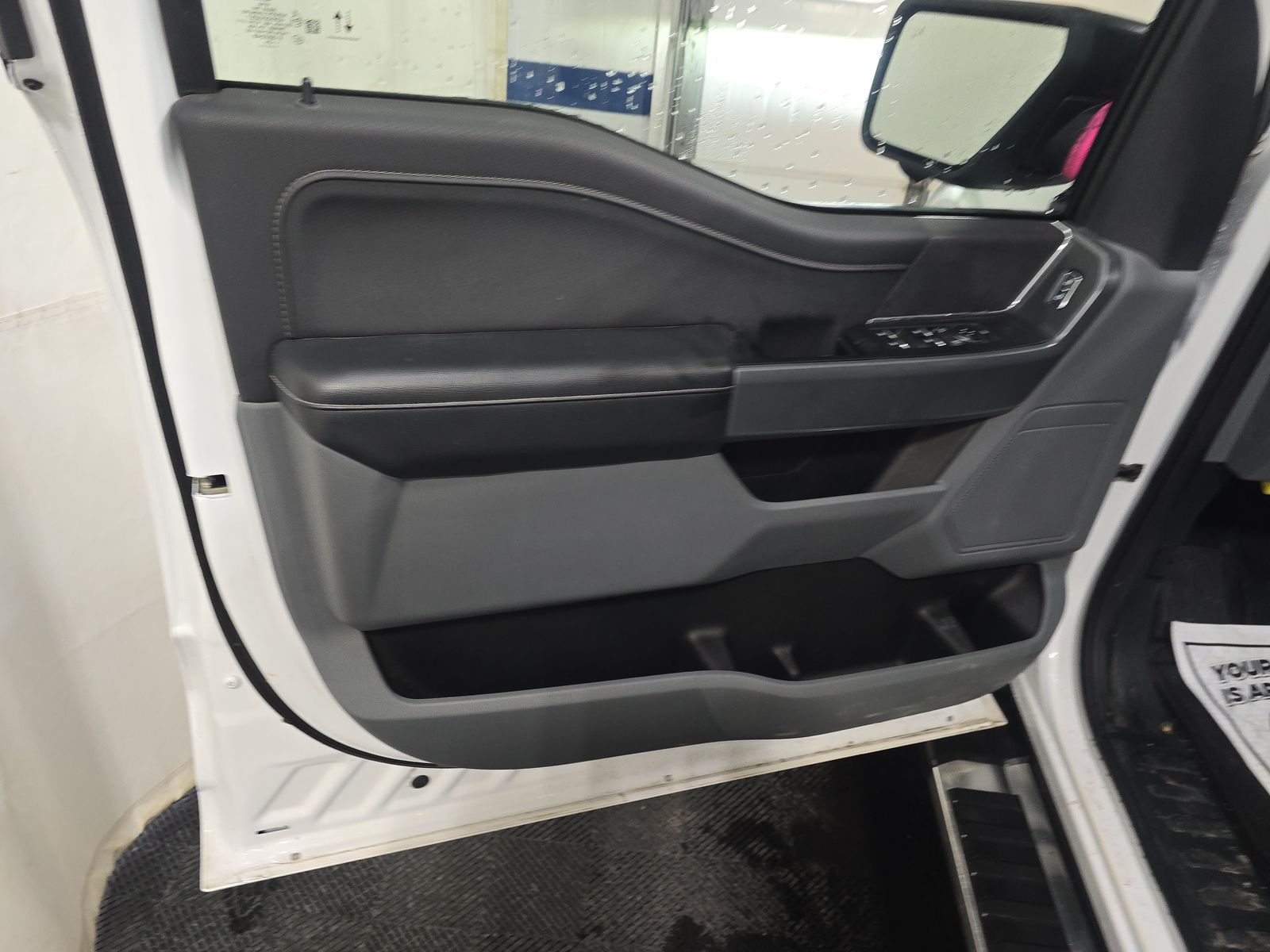 2024 Ford F-150 XLT AWD