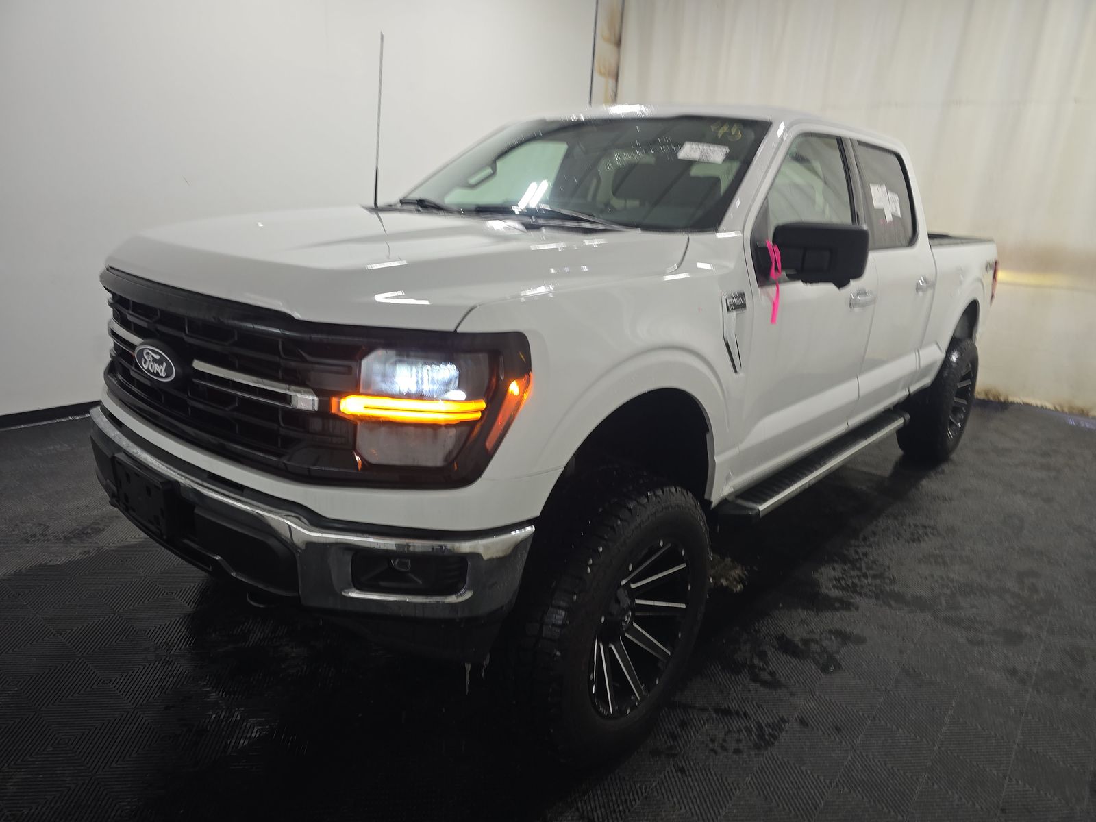 2024 Ford F-150 XLT AWD