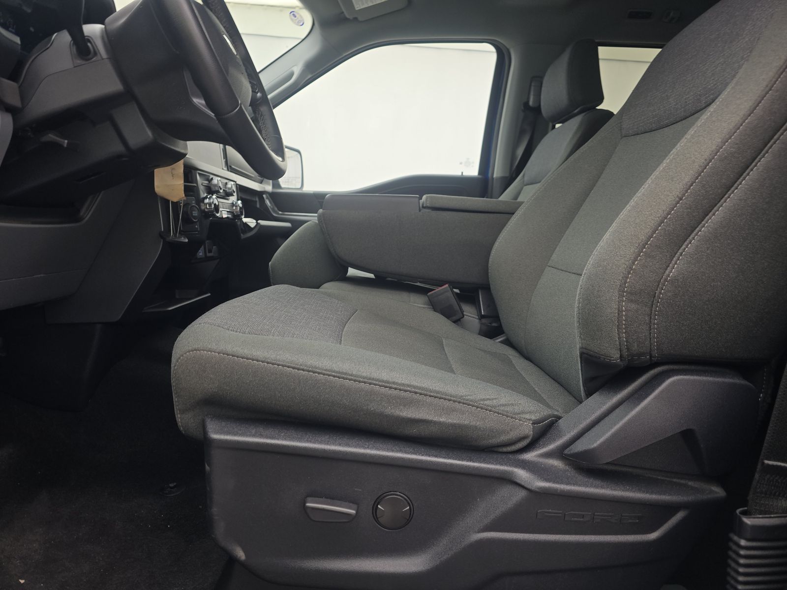 2024 Ford F-150 XLT AWD