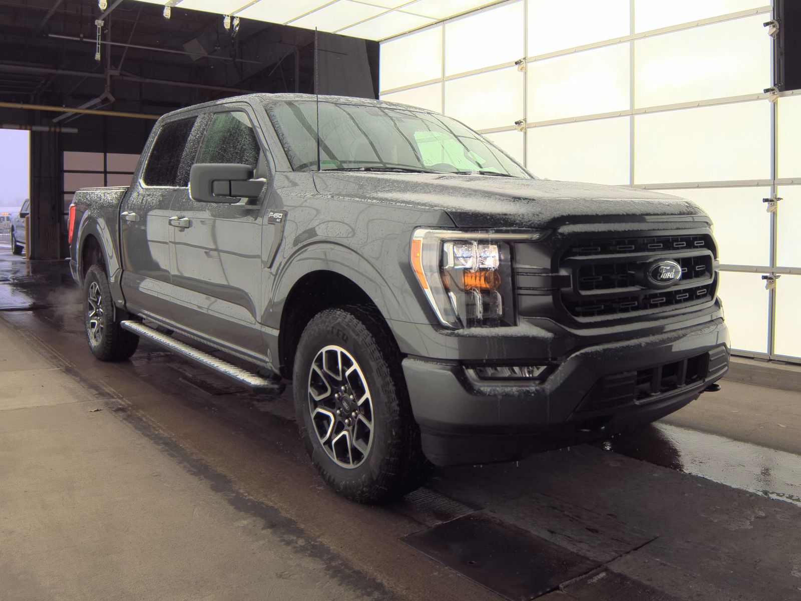 2022 Ford F-150 XLT AWD