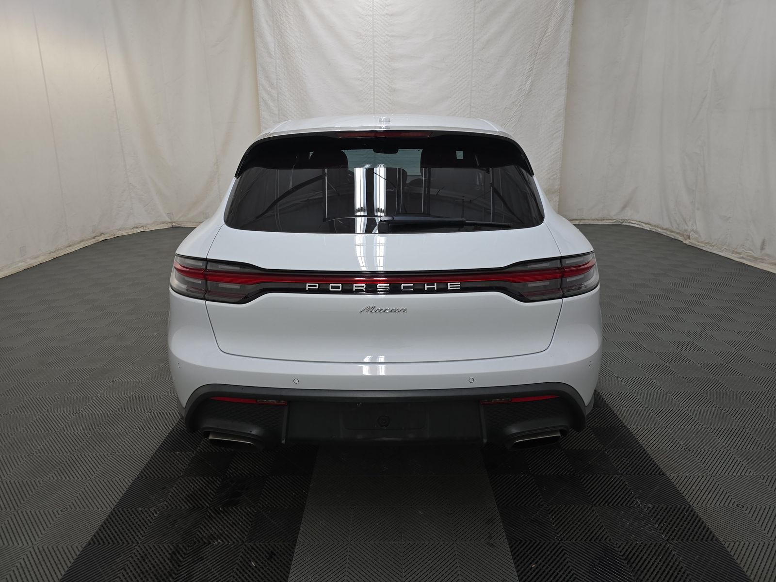2022 Porsche Macan Base AWD
