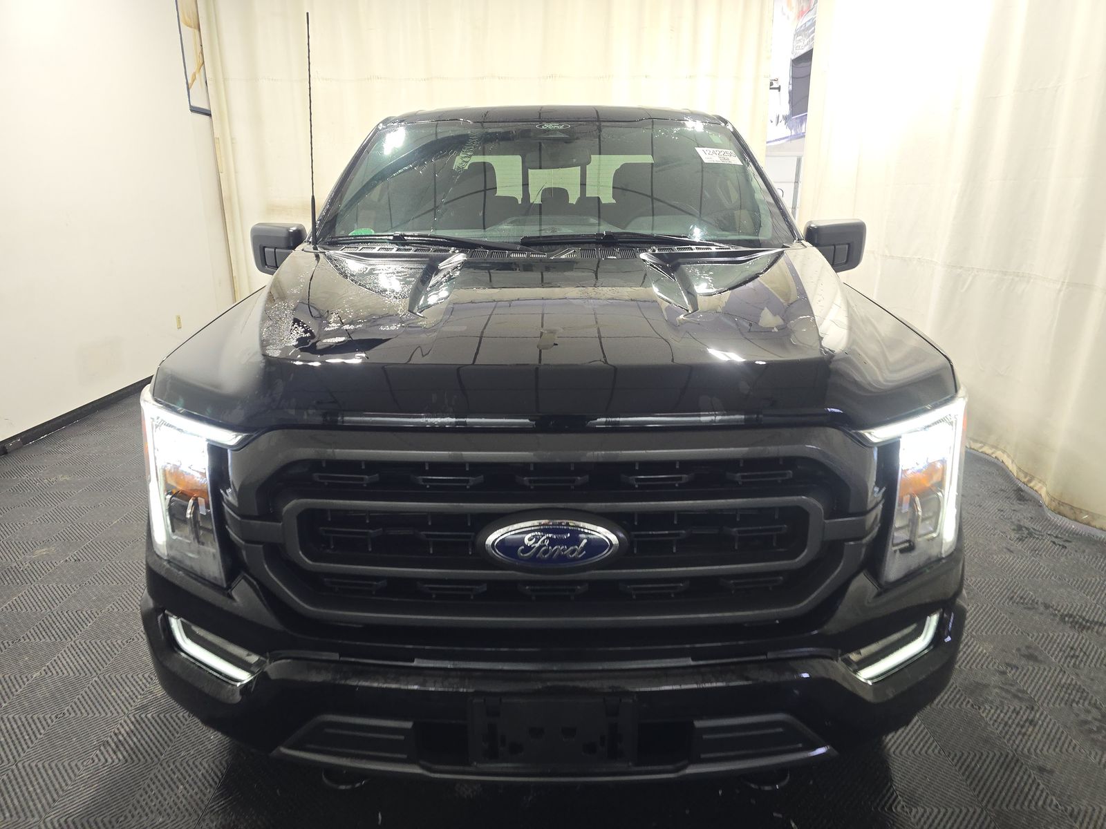 2022 Ford F-150 XLT AWD