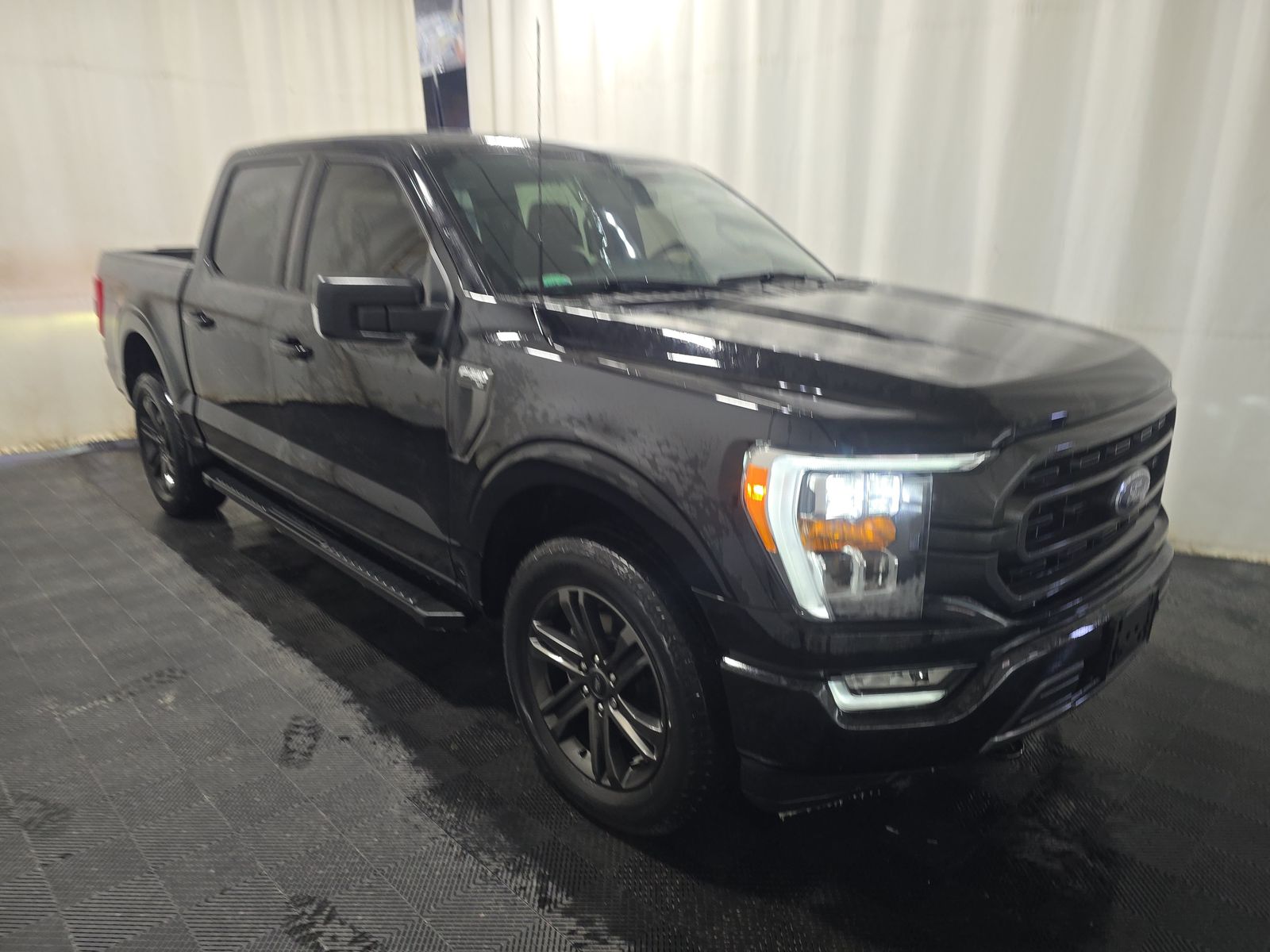 2022 Ford F-150 XLT AWD