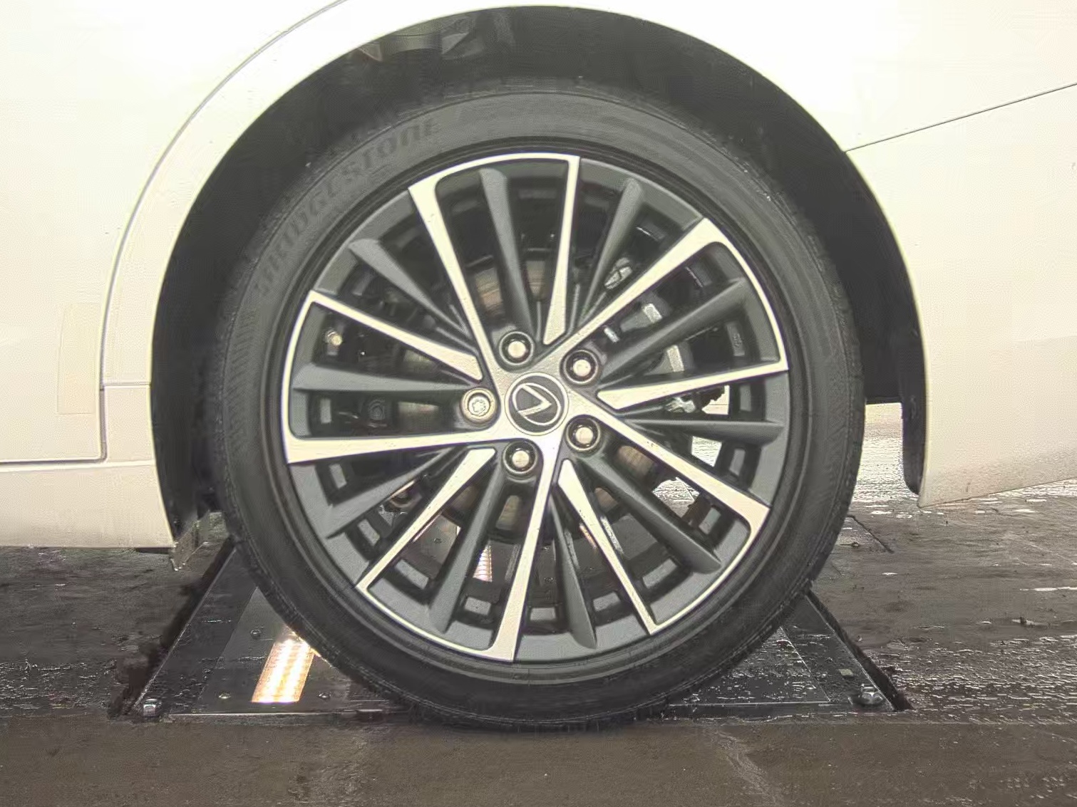 2024 Lexus ES ES 250 AWD