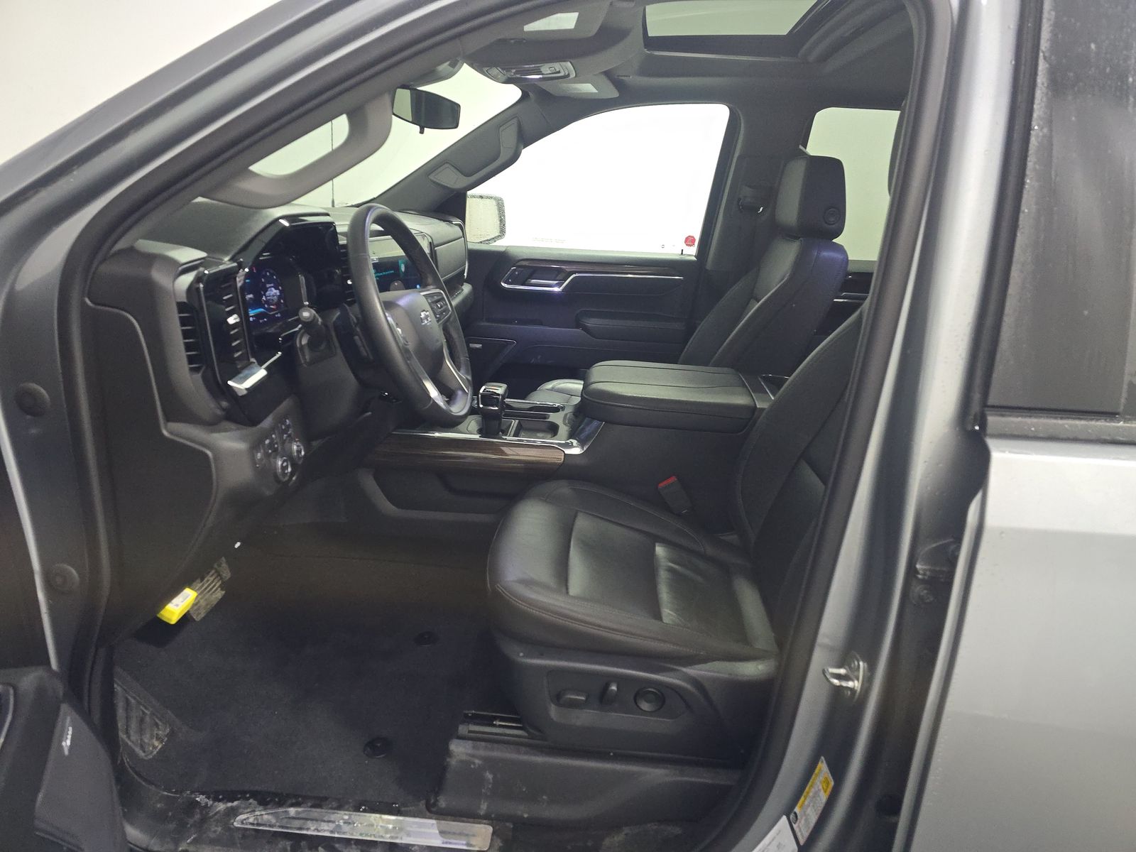 2024 Chevrolet Silverado 1500 RST AWD