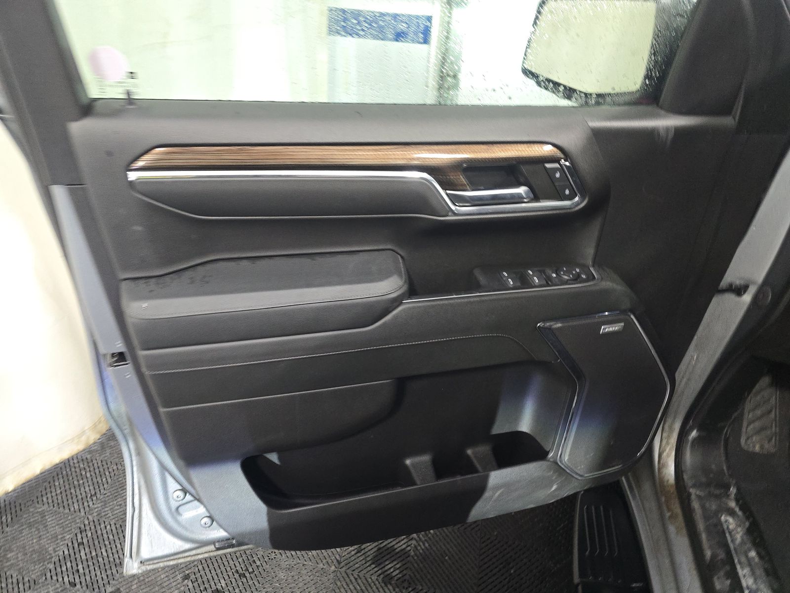 2024 Chevrolet Silverado 1500 RST AWD