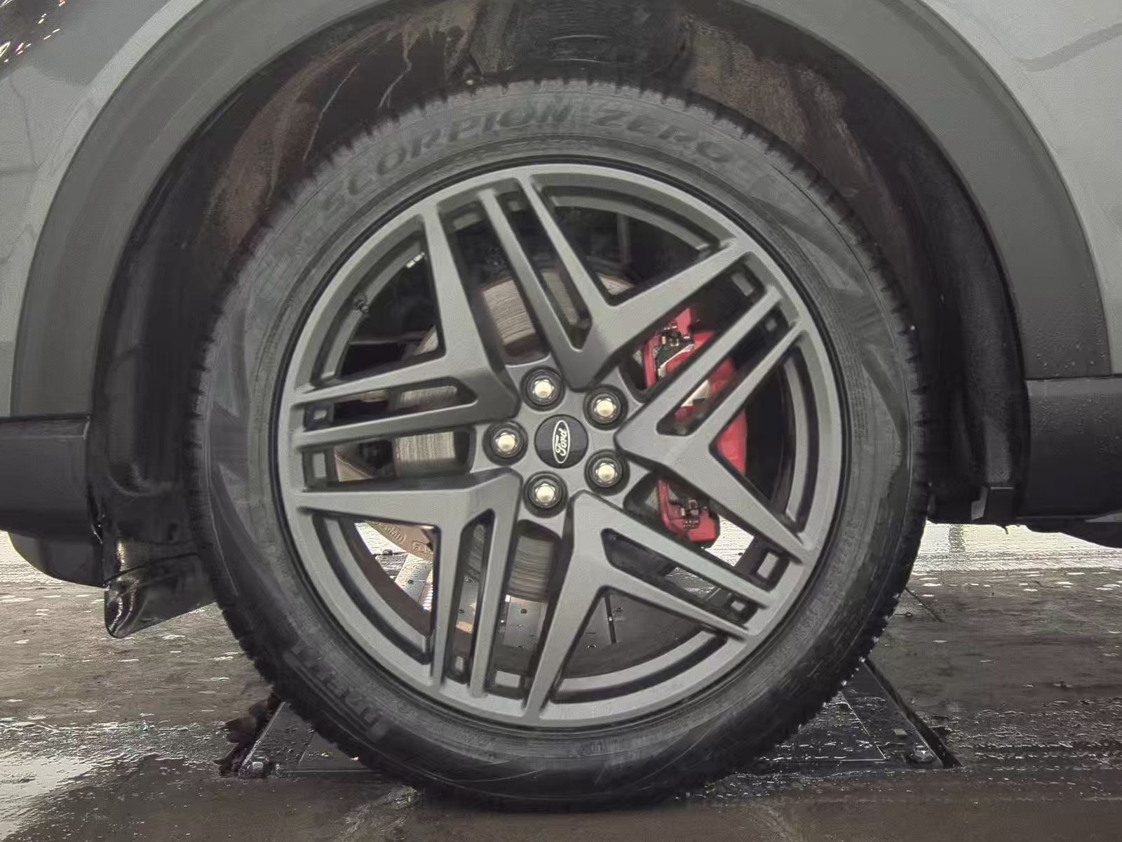 2025 Ford Explorer ST-Line AWD